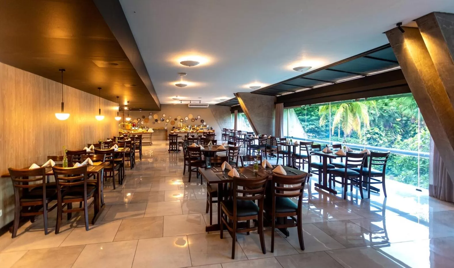 Restaurant/places to eat in Blue Tree Towers Rio Poty