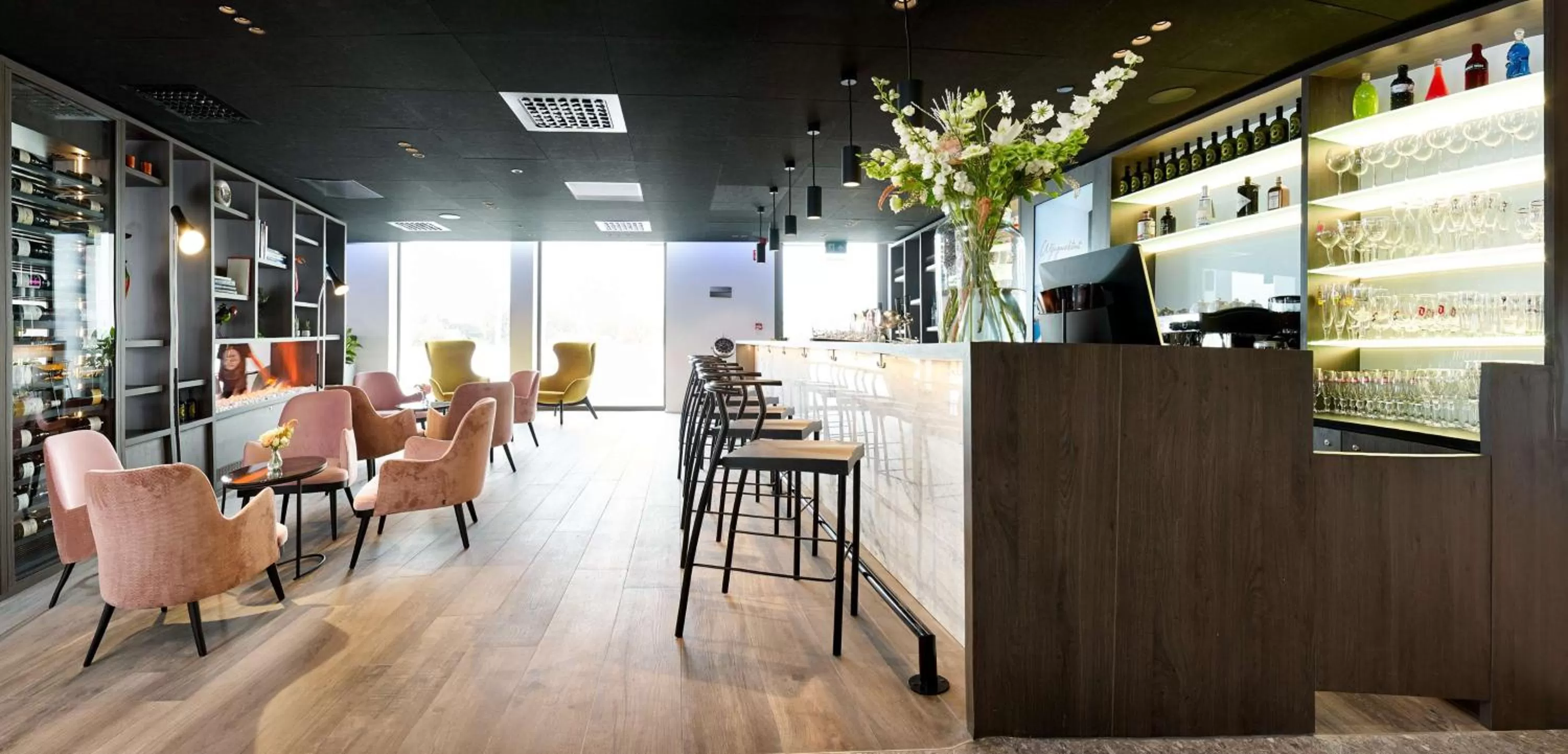 Restaurant/places to eat in Radisson Blu Hotel, Bruges