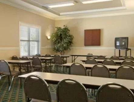 Banquet/Function facilities in Days Inn by Wyndham Paducah I-24 Exit 4