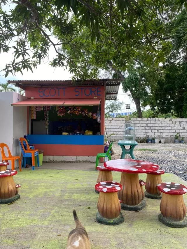 Scott's Seaview Resort