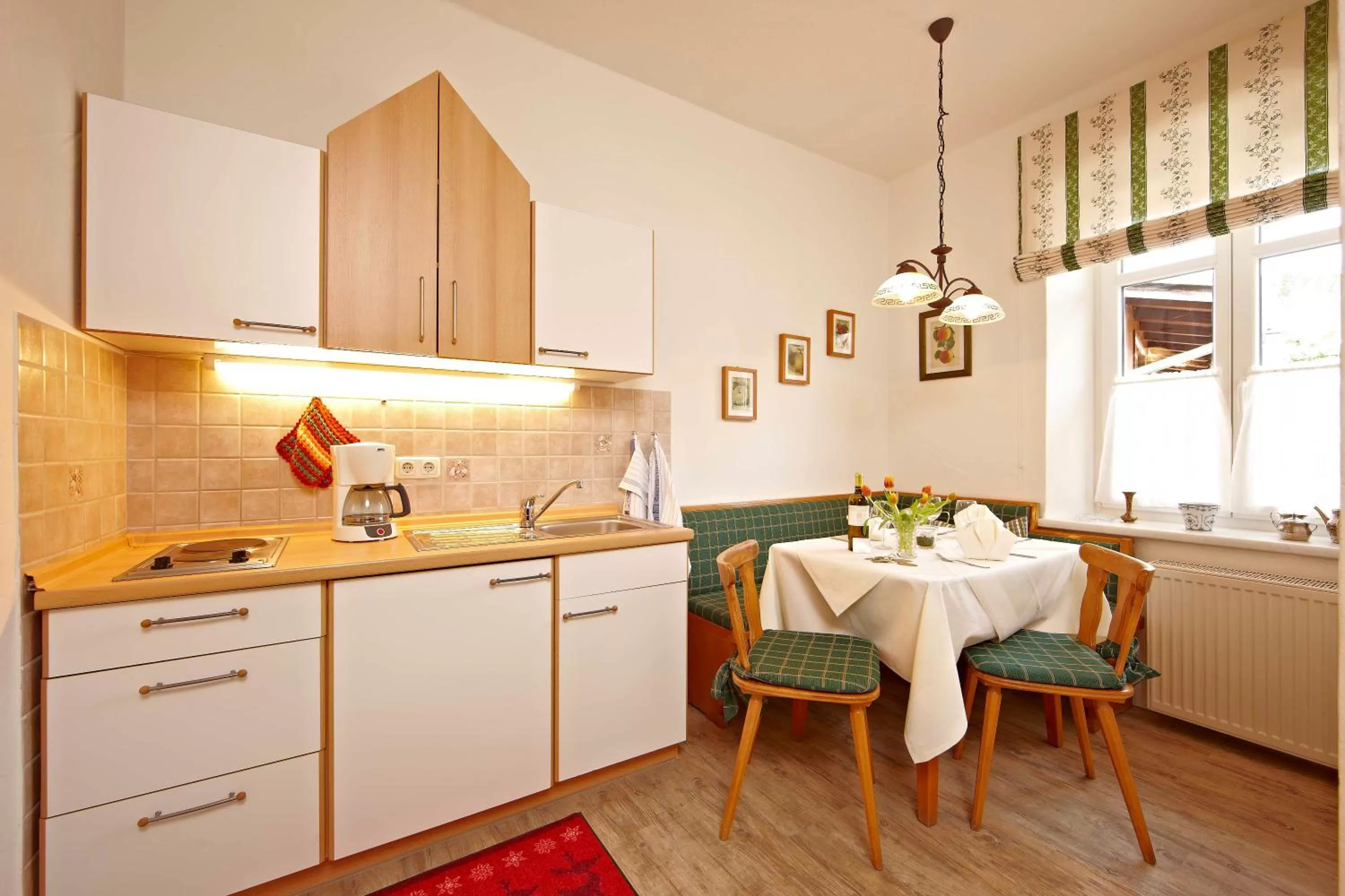 Kitchen or kitchenette, Kitchen/Kitchenette in Haus Schweigart