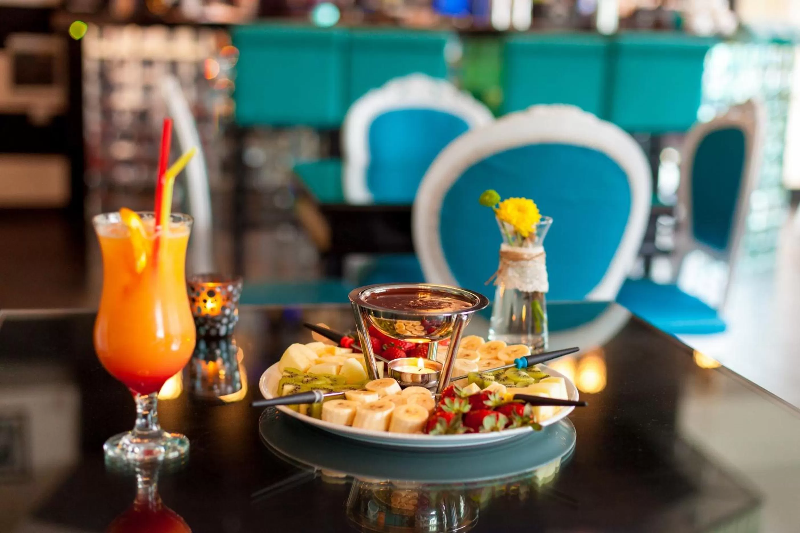 Lounge or bar in River Side Hotel Tbilisi