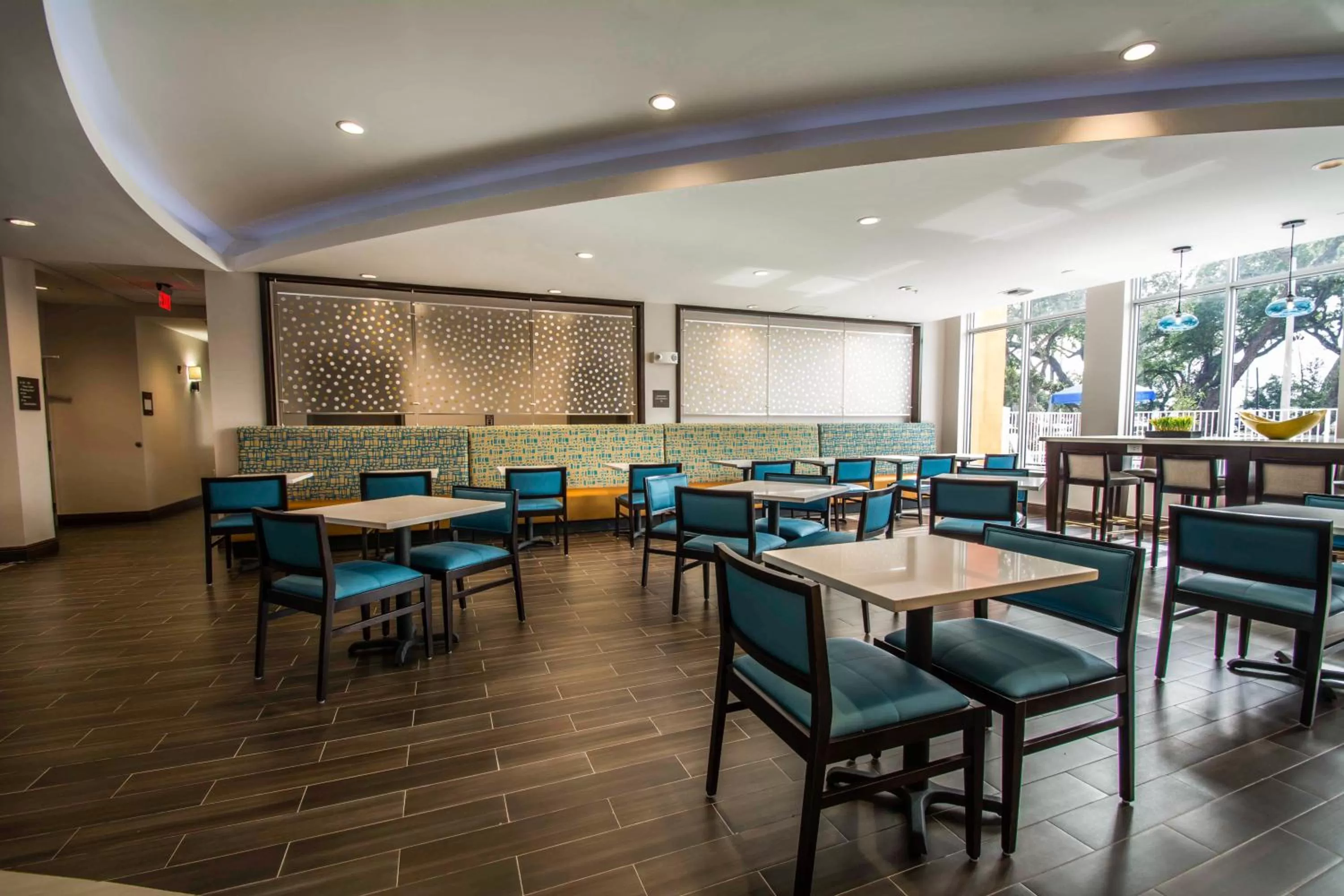 Food and drinks in Comfort Suites Fort Lauderdale Airport South & Cruise Port