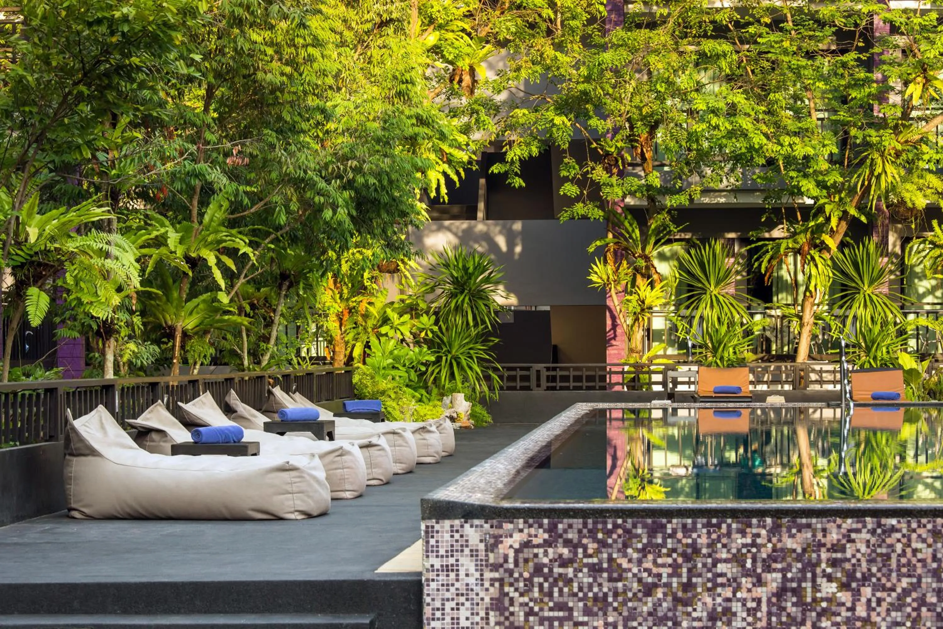 Swimming pool in Phuvaree Resort