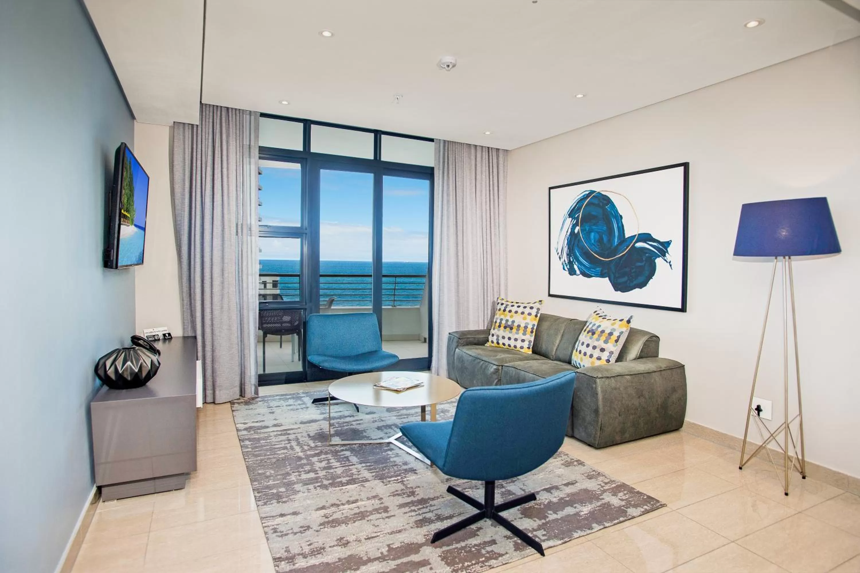 TV and multimedia in The Capital Pearls Hotel