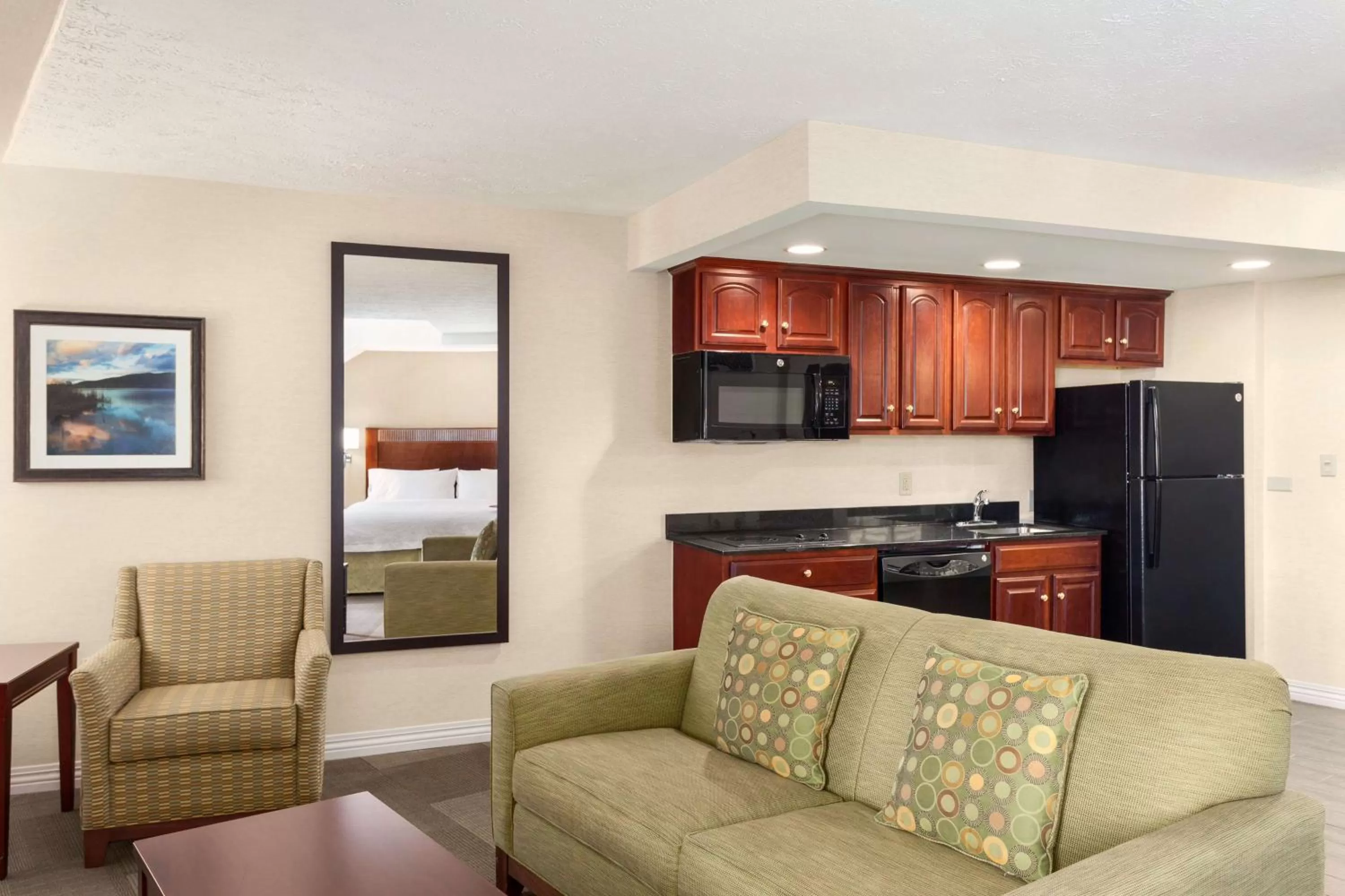Living room in Hampton Inn Burlington - Colchester