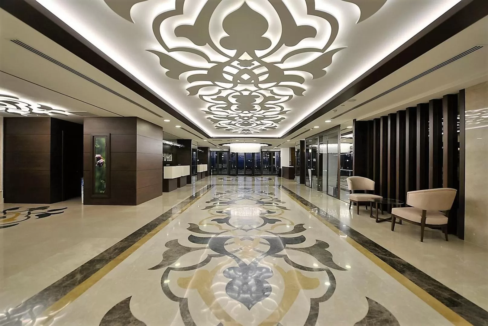 Lobby or reception in Radisson Blu Hotel, Ordu