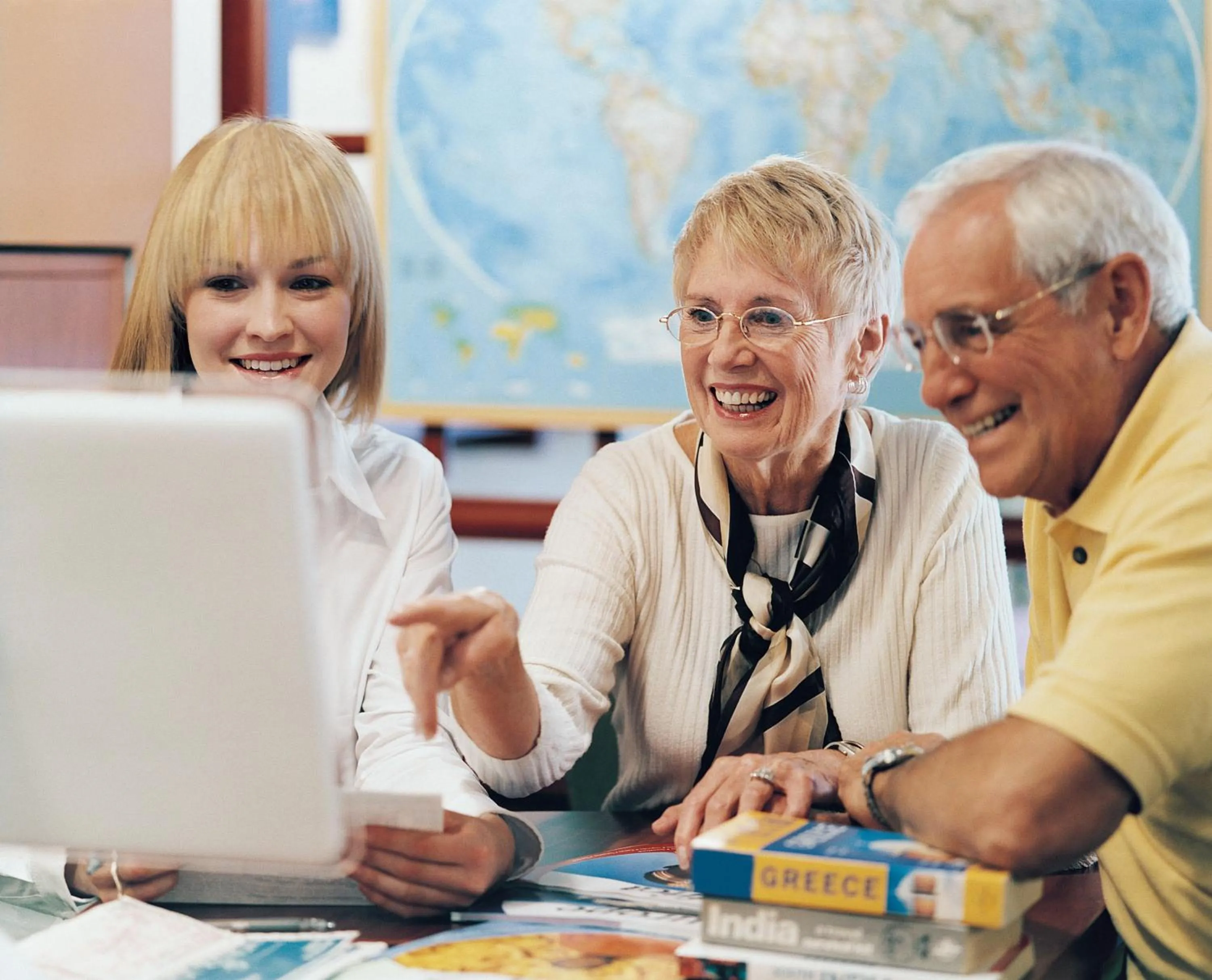 Entertainment in Lemon Villa Hotel