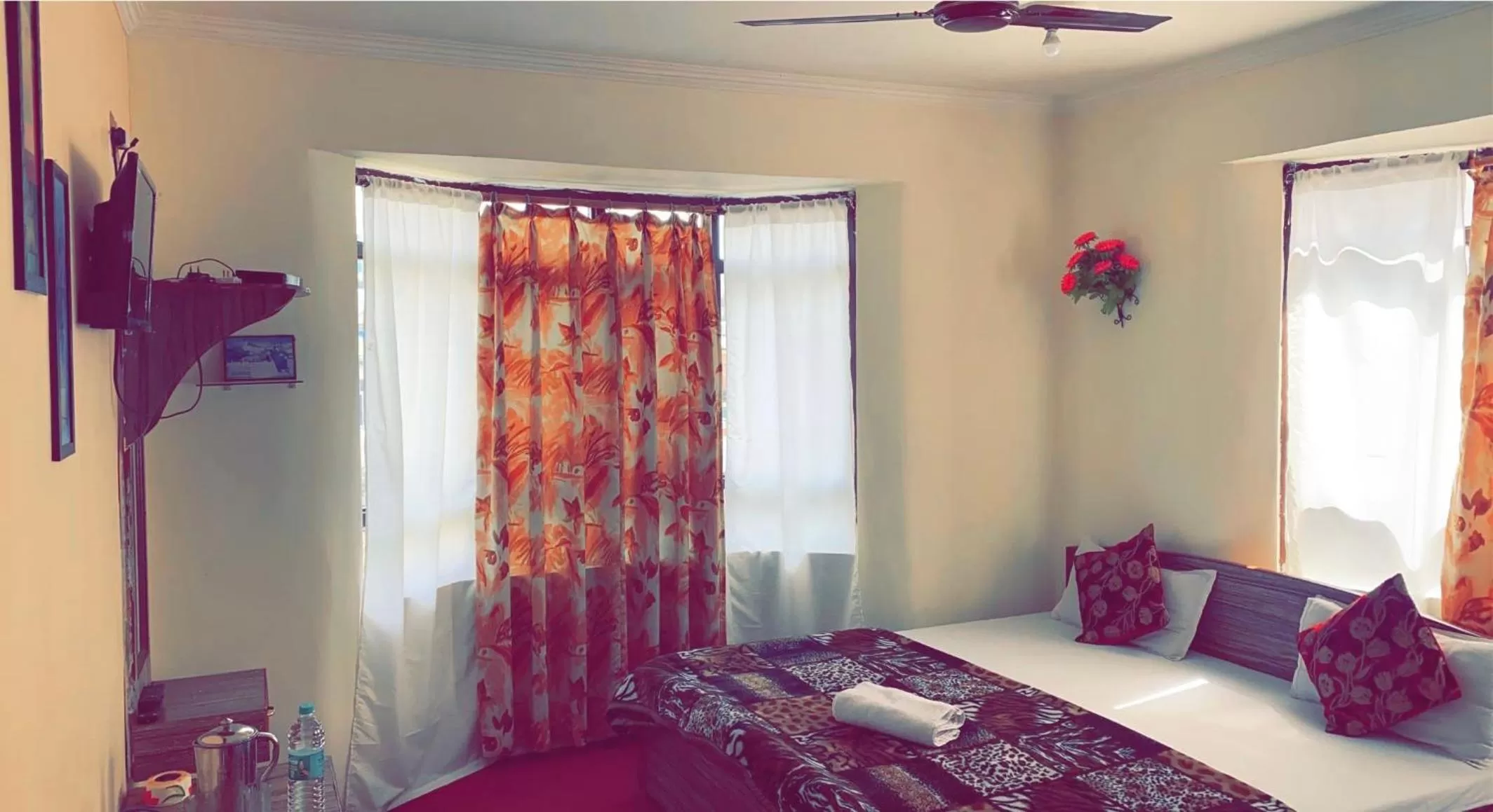 Bed in Hotel Young Mamta