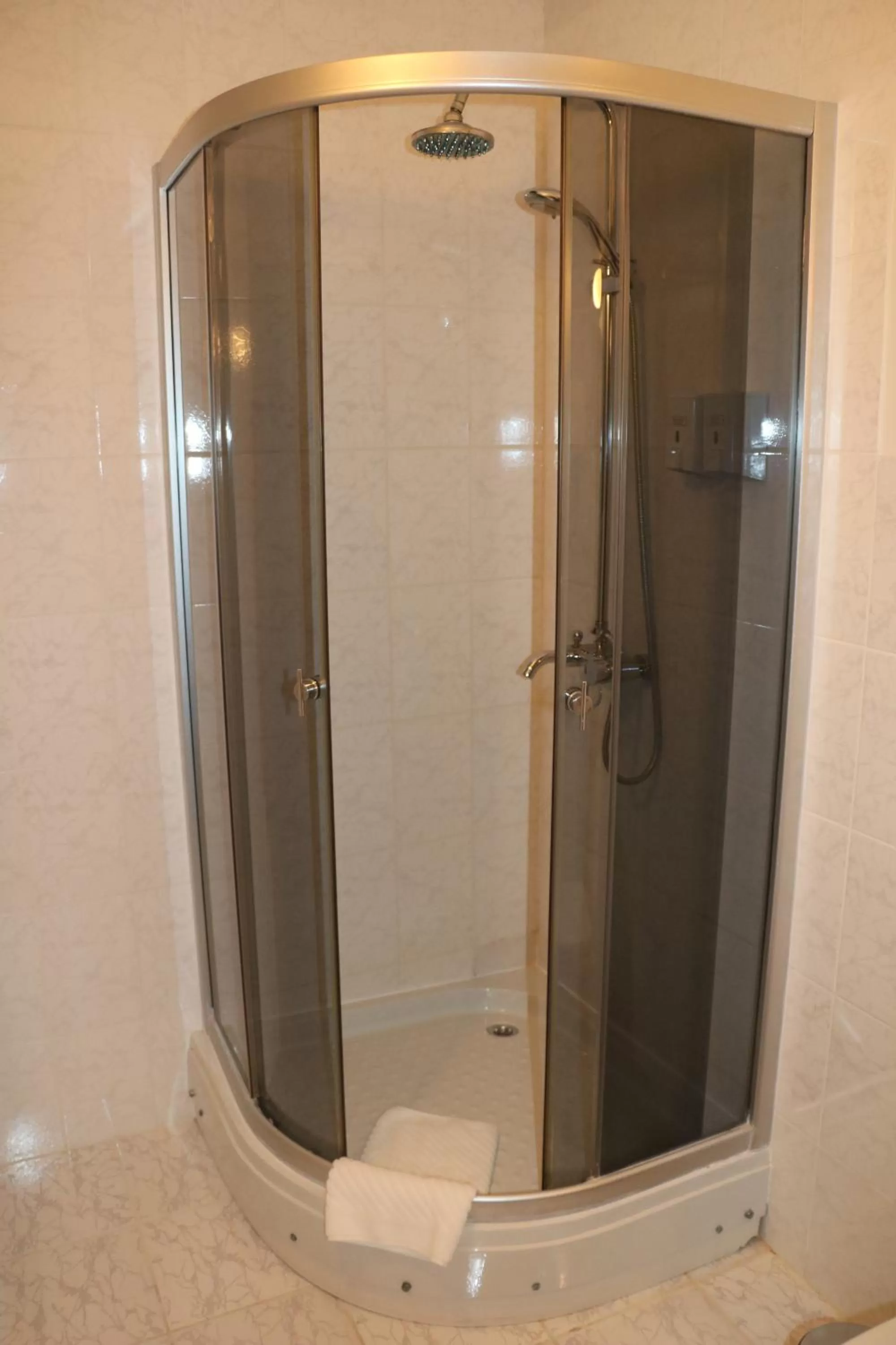 Shower in Aktau Hotel