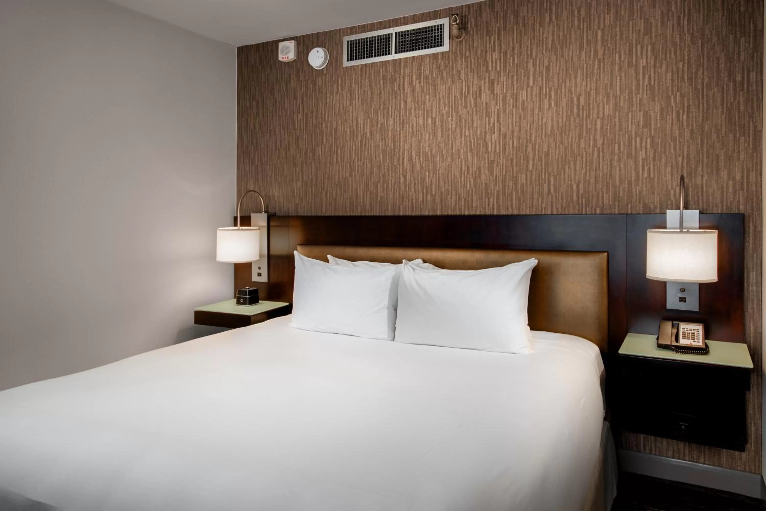 Bed in Hyatt Regency Indianapolis