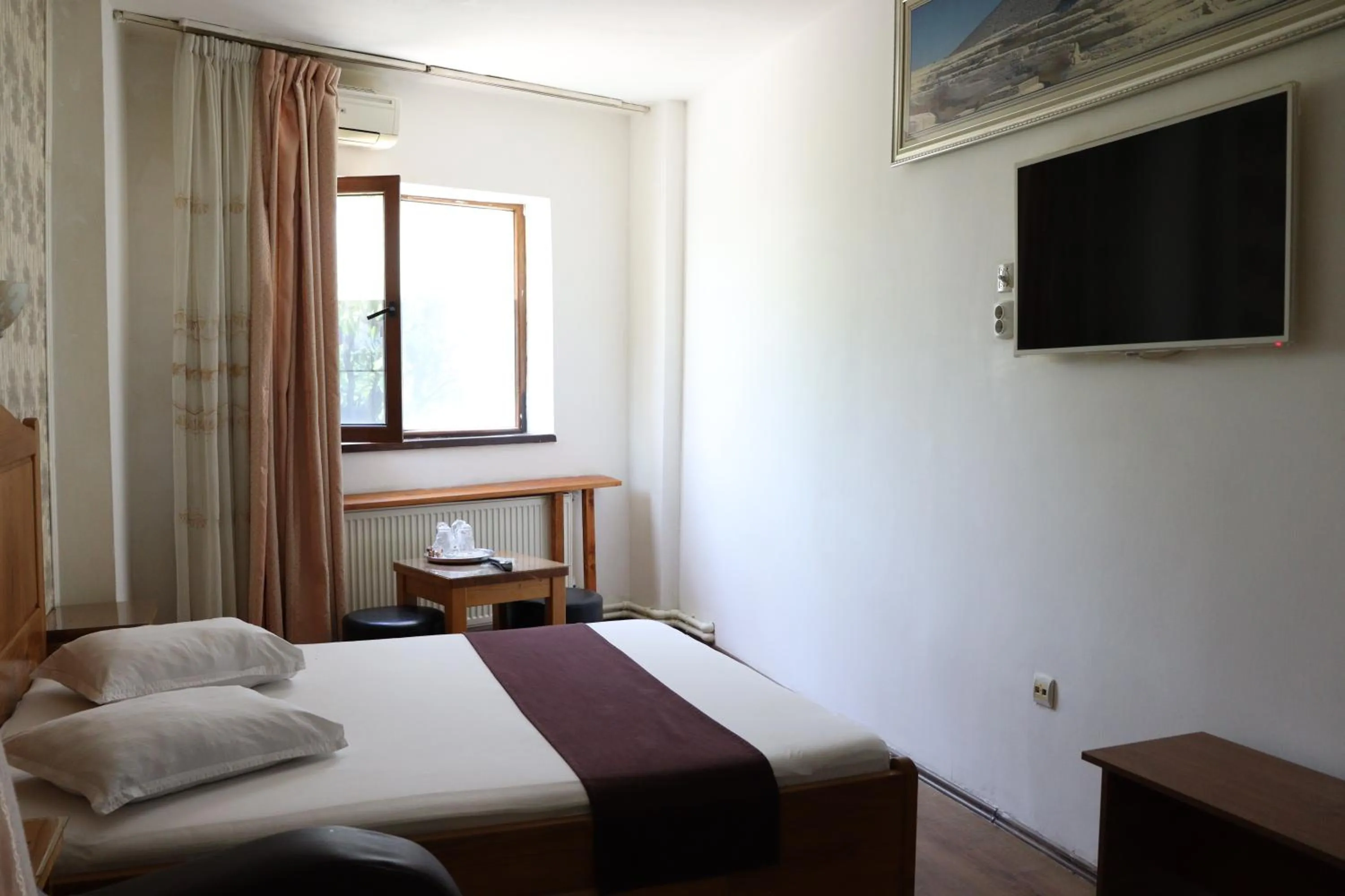 Bed in Hotel Funnytime