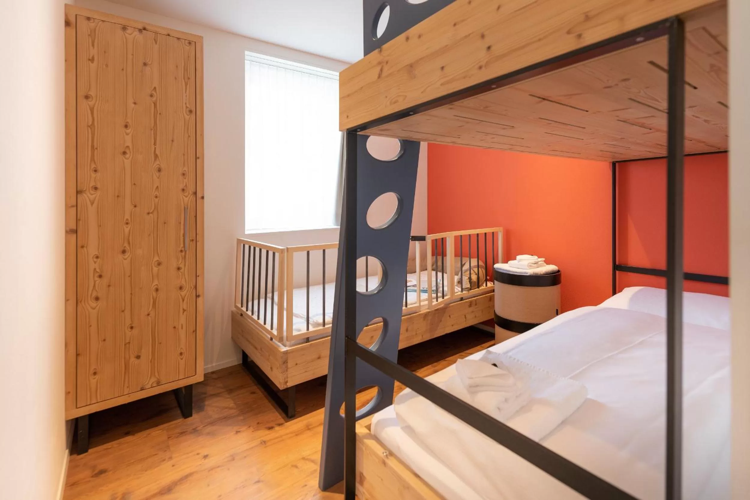 cot, Bed in Randolins Familienresort