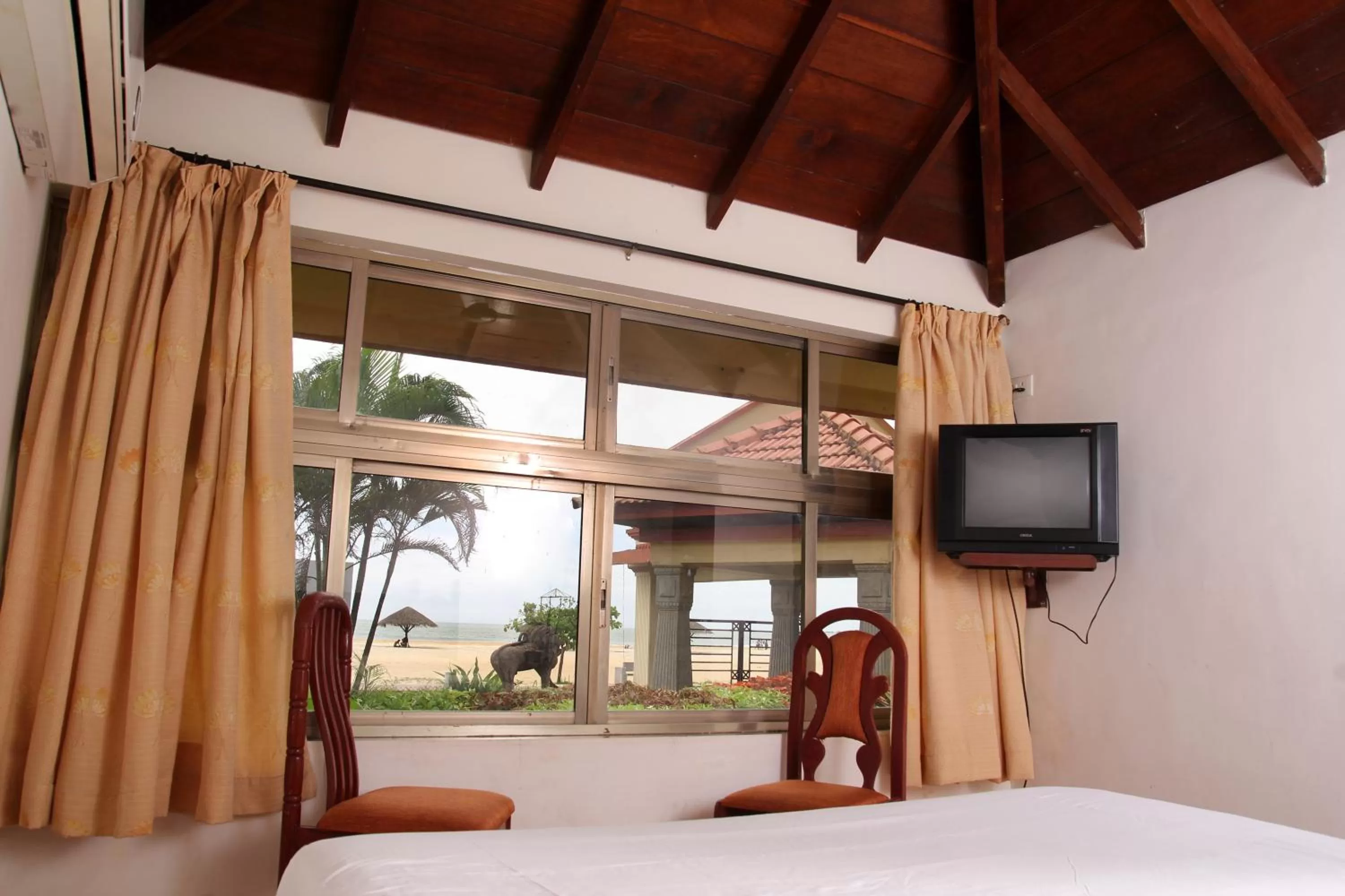 Day in Malpe Sea Front Cottages