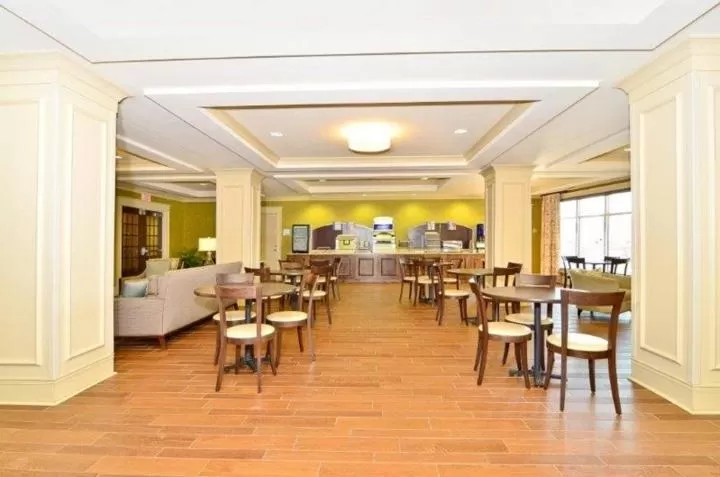 Restaurant/places to eat in Hawthorn Extended Stay by Wyndham Dickinson