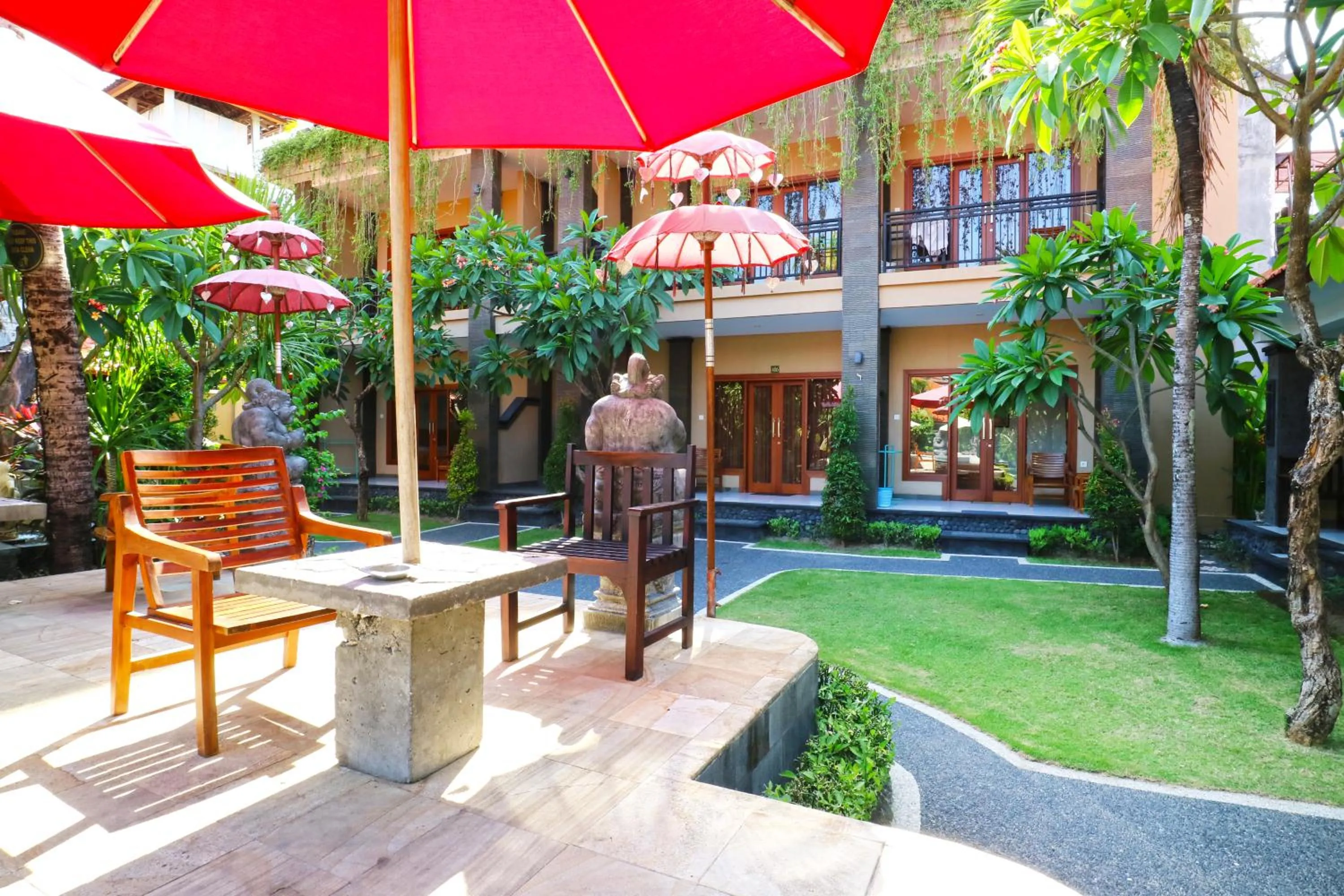 Property building in Gora Beach Inn