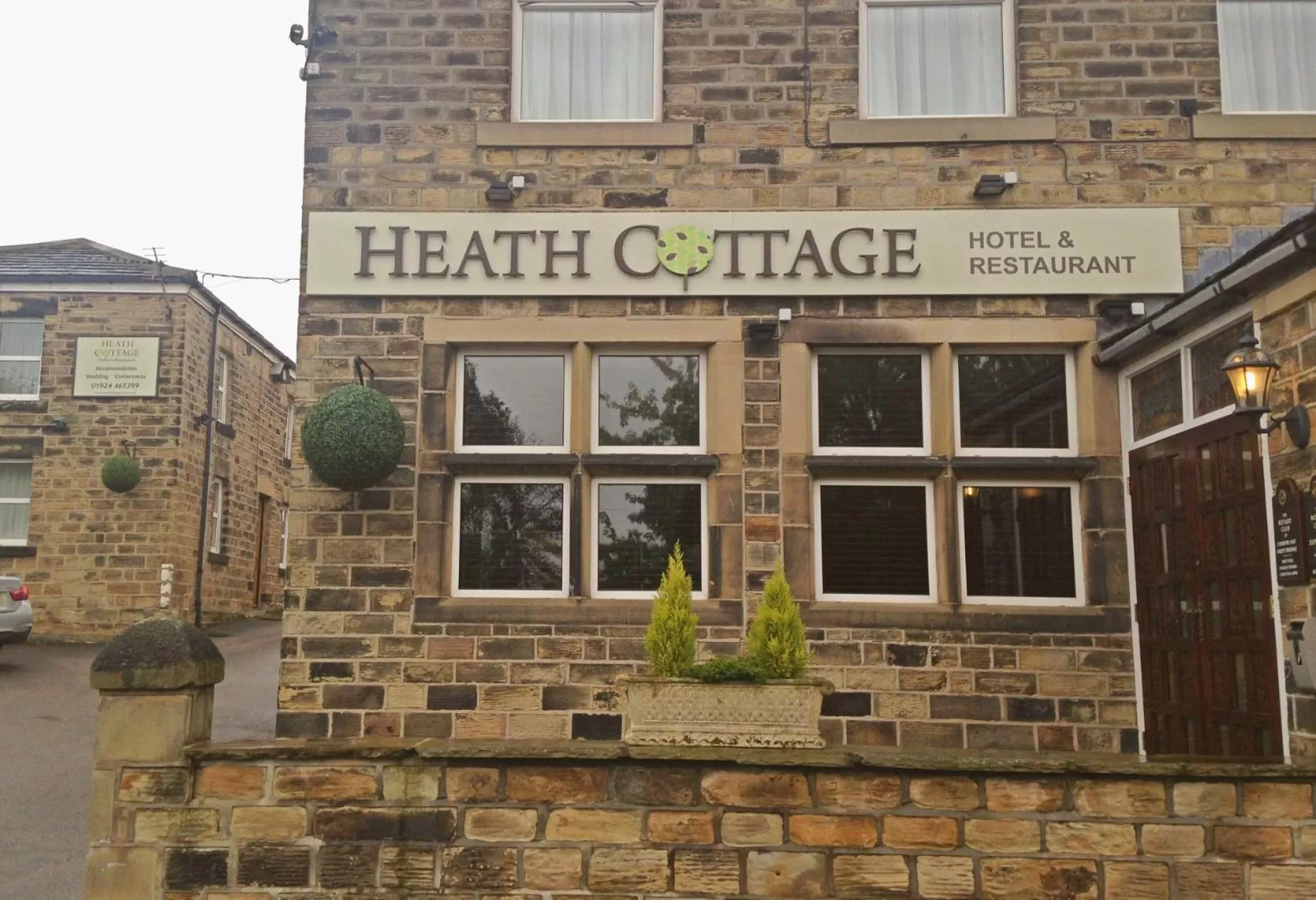 Property building in Heath Cottage Hotel
