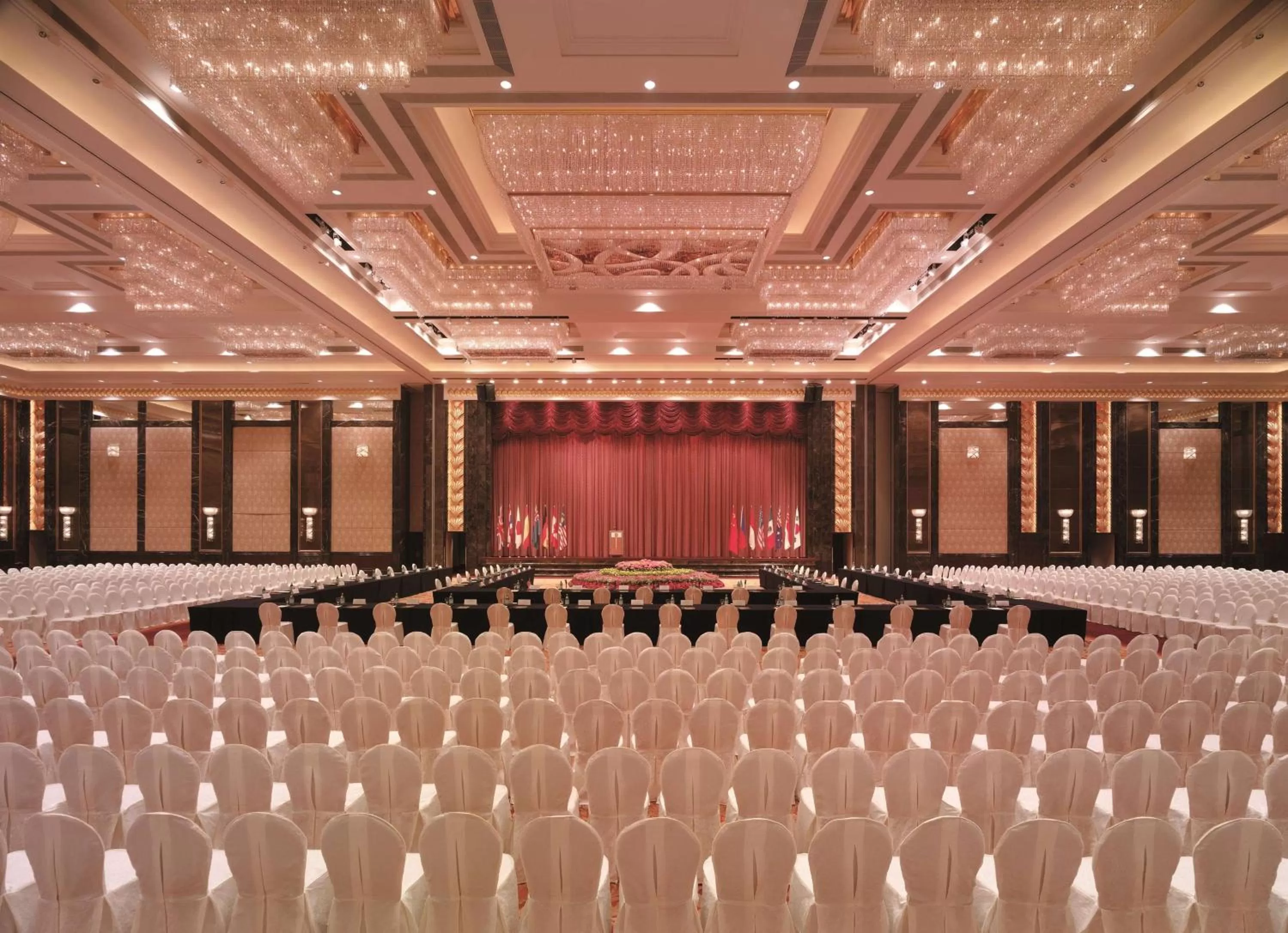 On site, Banquet Facilities in Shangri-La Guangzhou