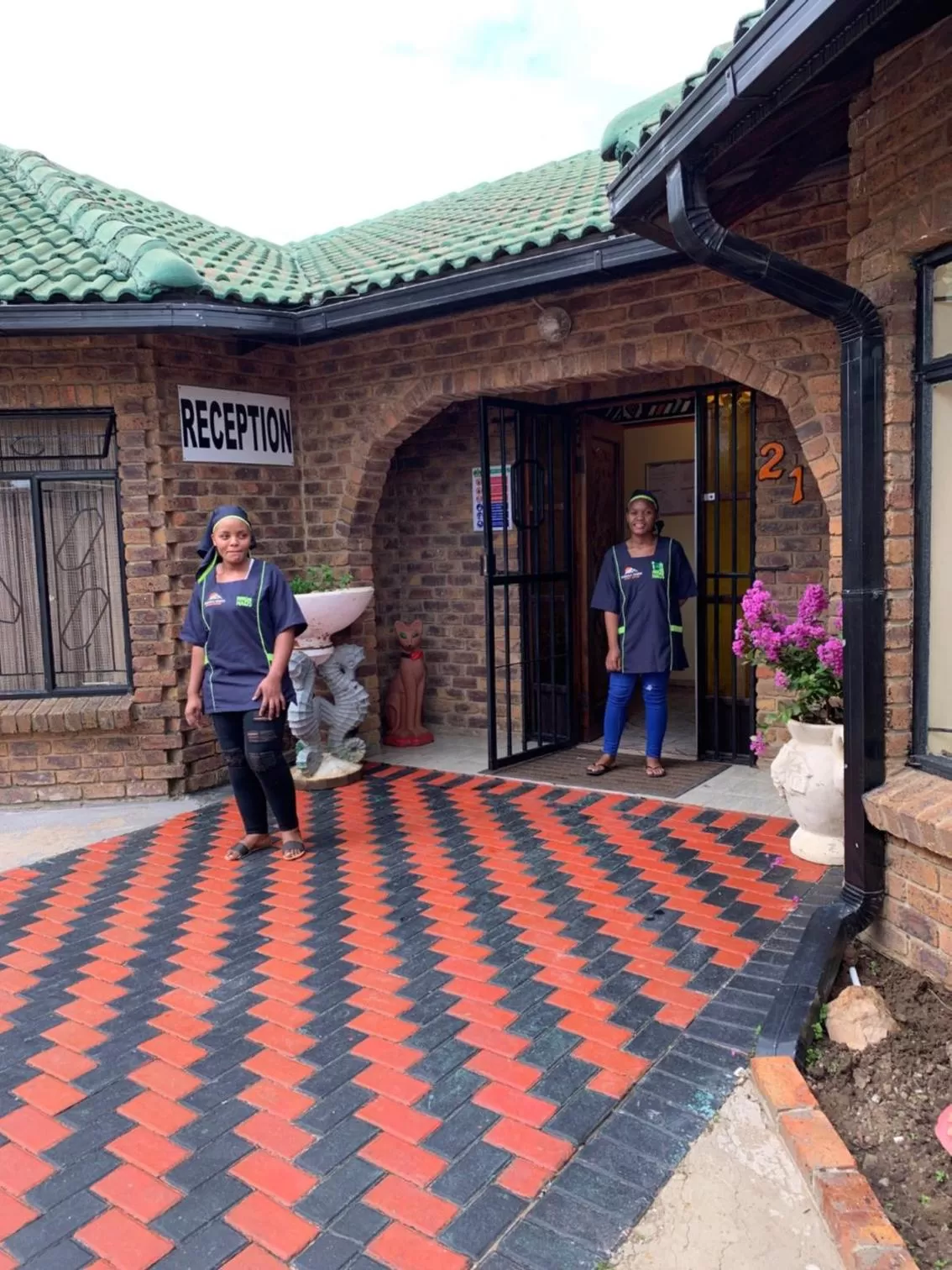 Facade/entrance in Sikhula Sonke Guest House