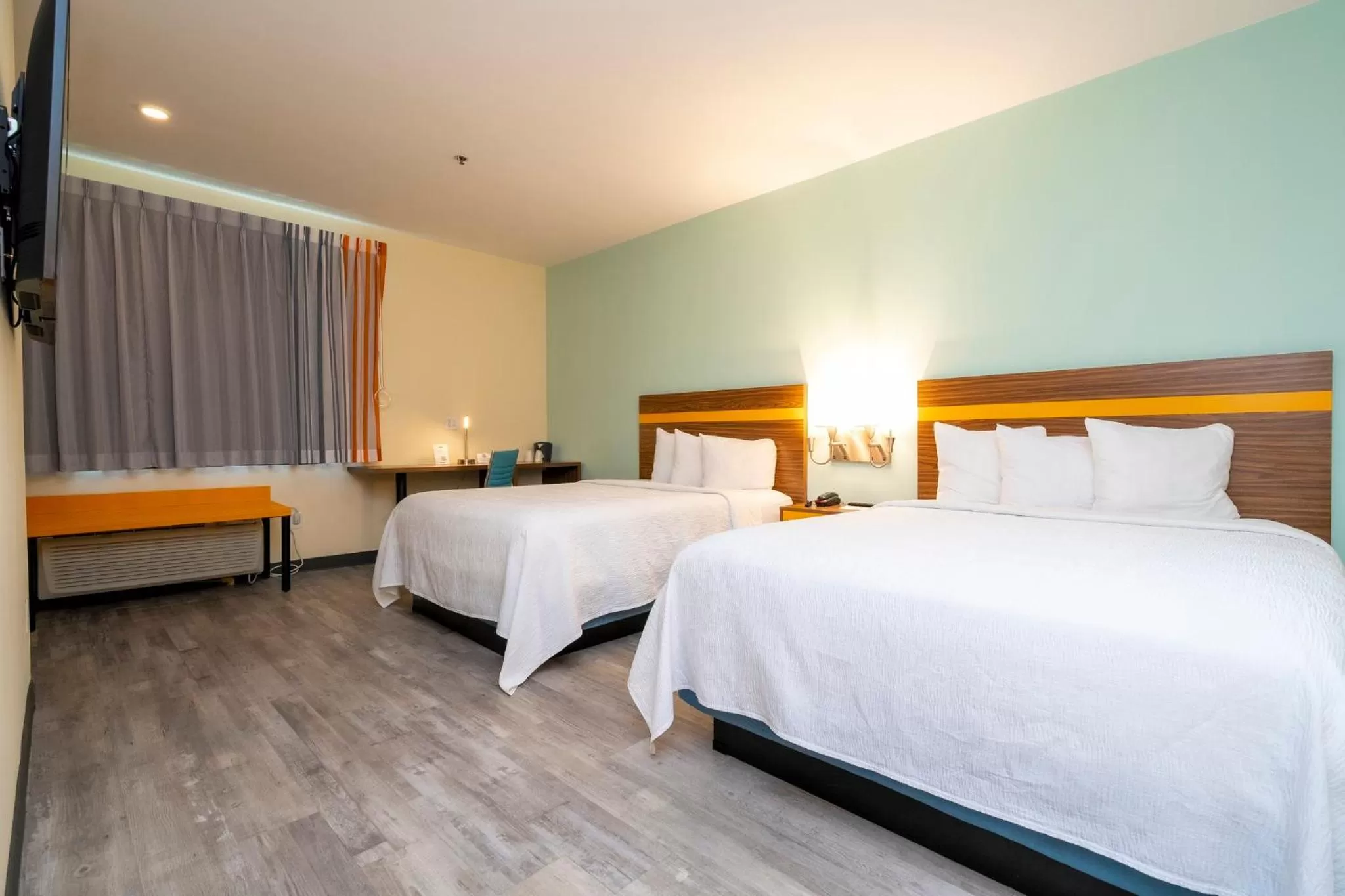 Photo of the whole room, Bed in SPOT X Hotel Orlando Intl Dr by The Red Collection