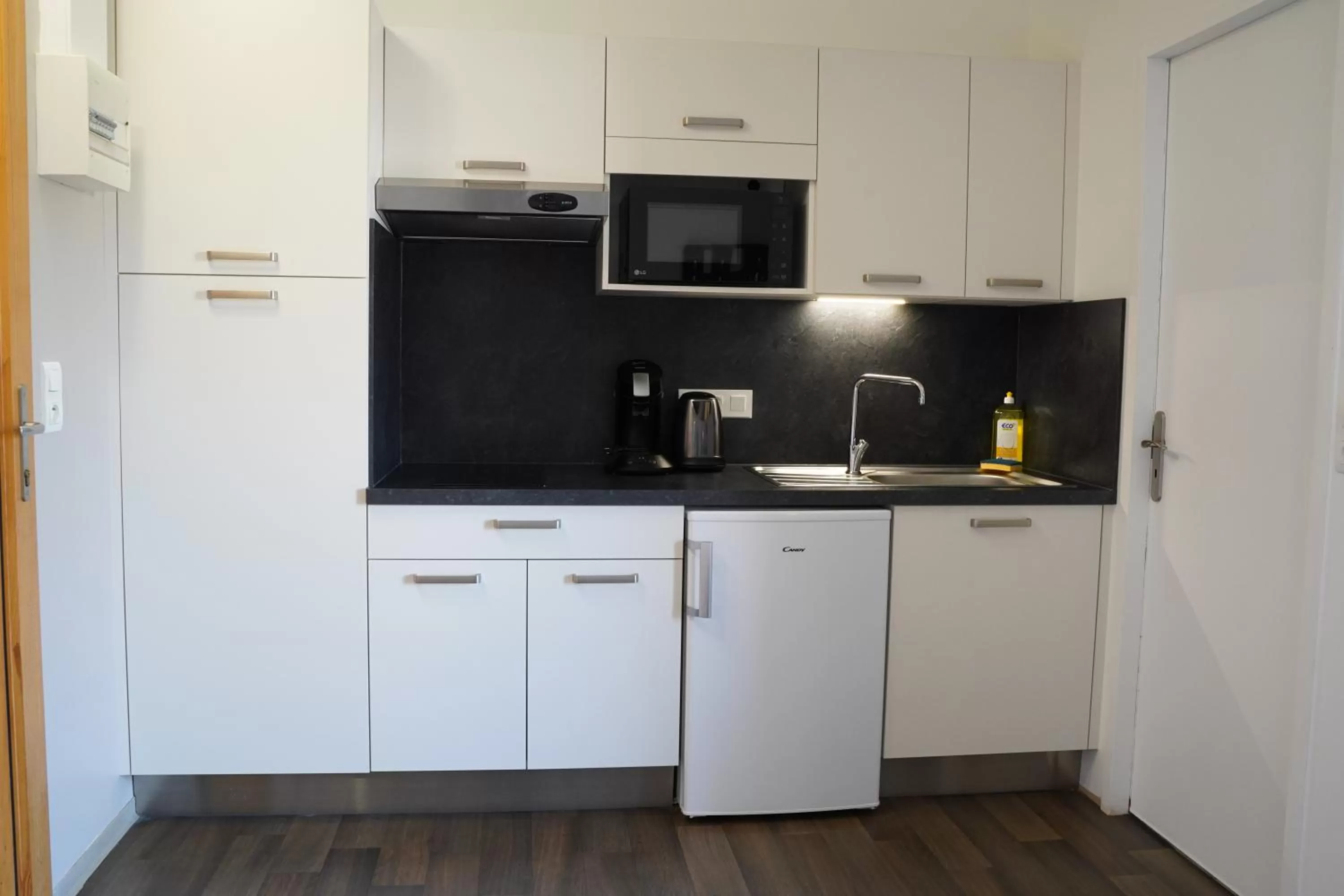 Kitchen or kitchenette in Apparts Confort 87