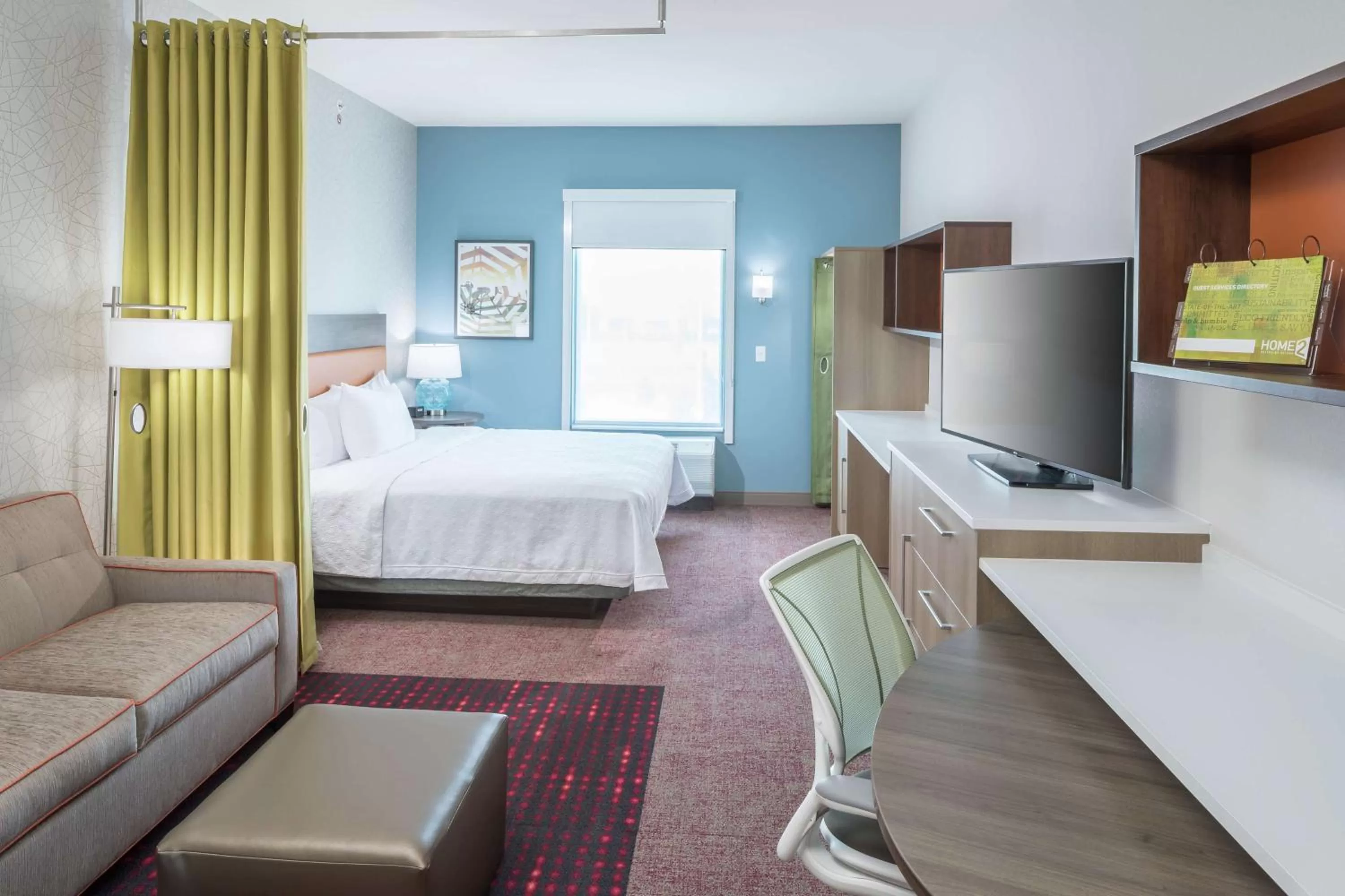 Bedroom, Bed in Home2 Suites By Hilton Orlando Airport