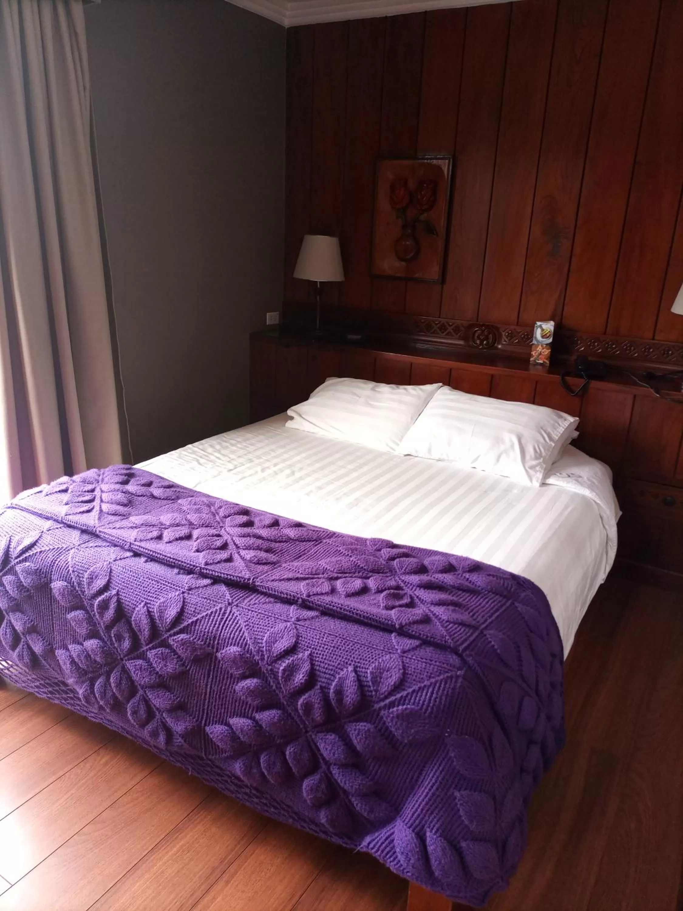 Bed in Hotel Victoria