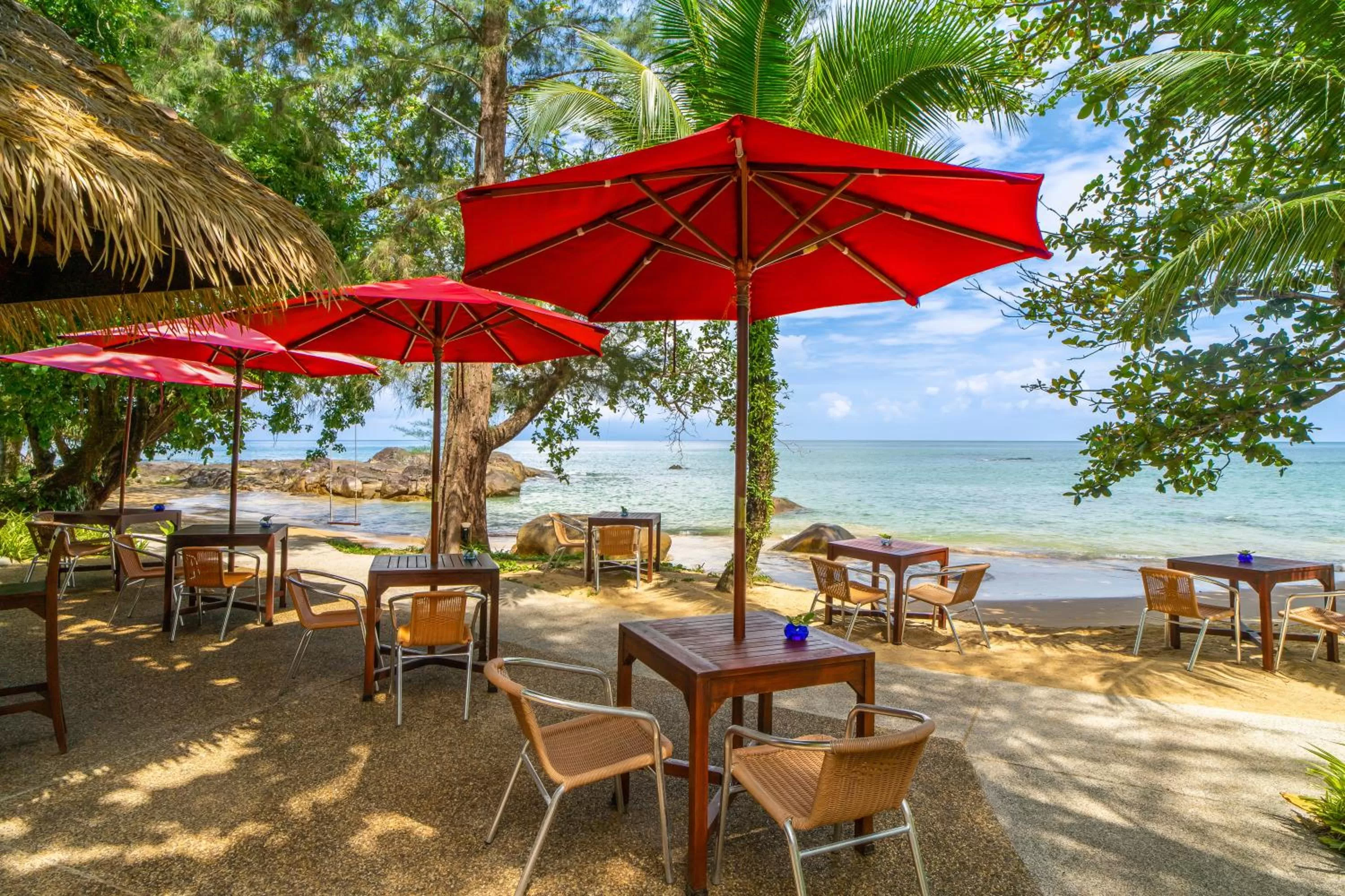 Lounge or bar in TUI BLUE Khao Lak Resort - SHA Plus