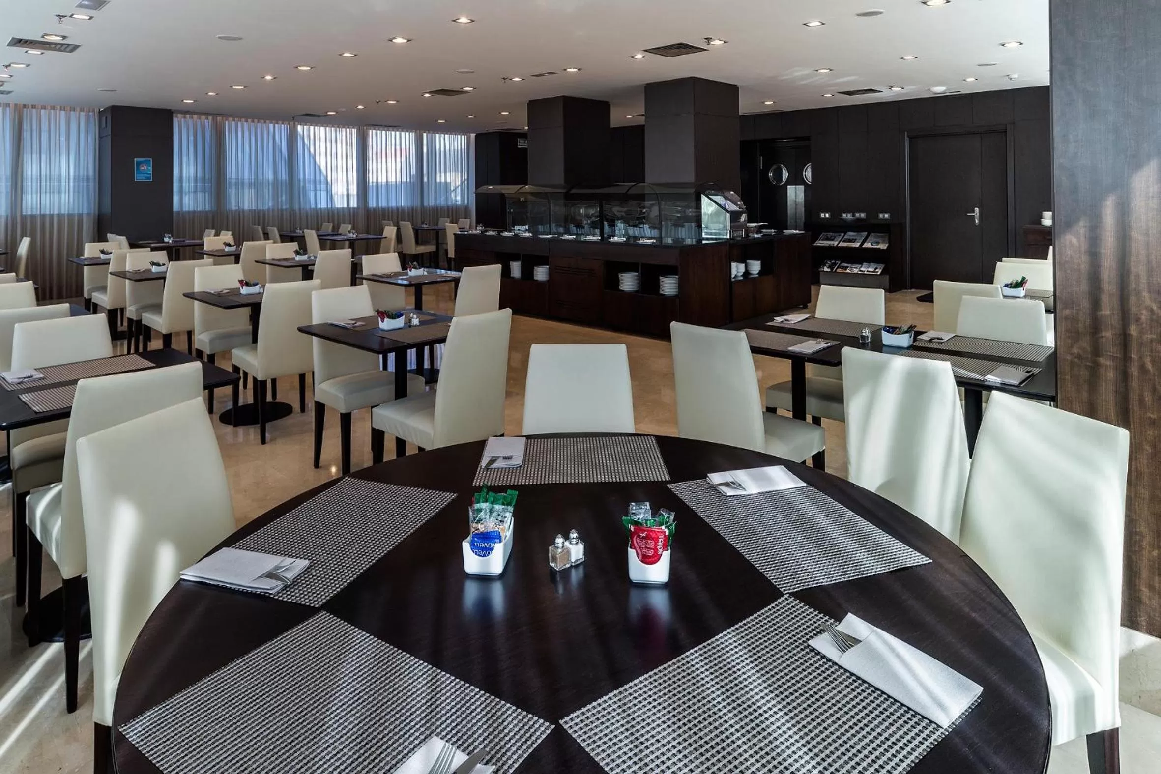 Restaurant/places to eat in LCB Hotel Fuenlabrada