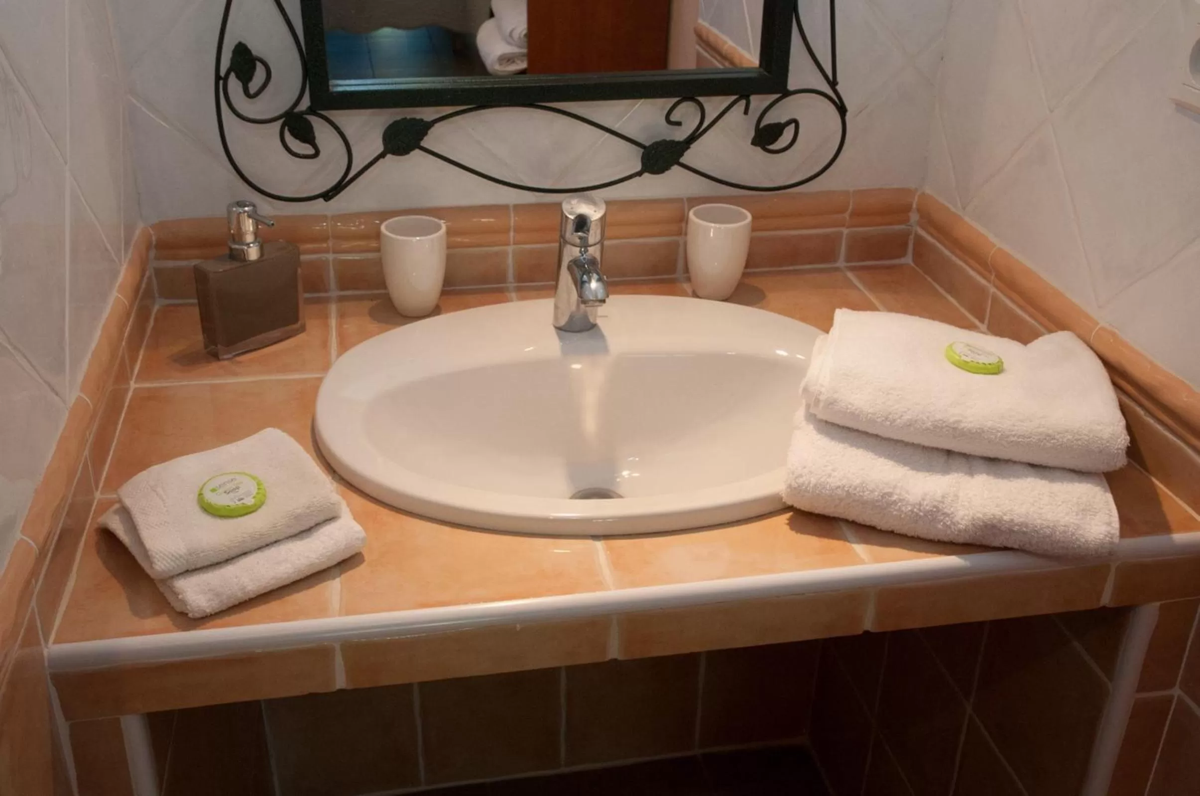 Bathroom in Le Mas Pinède