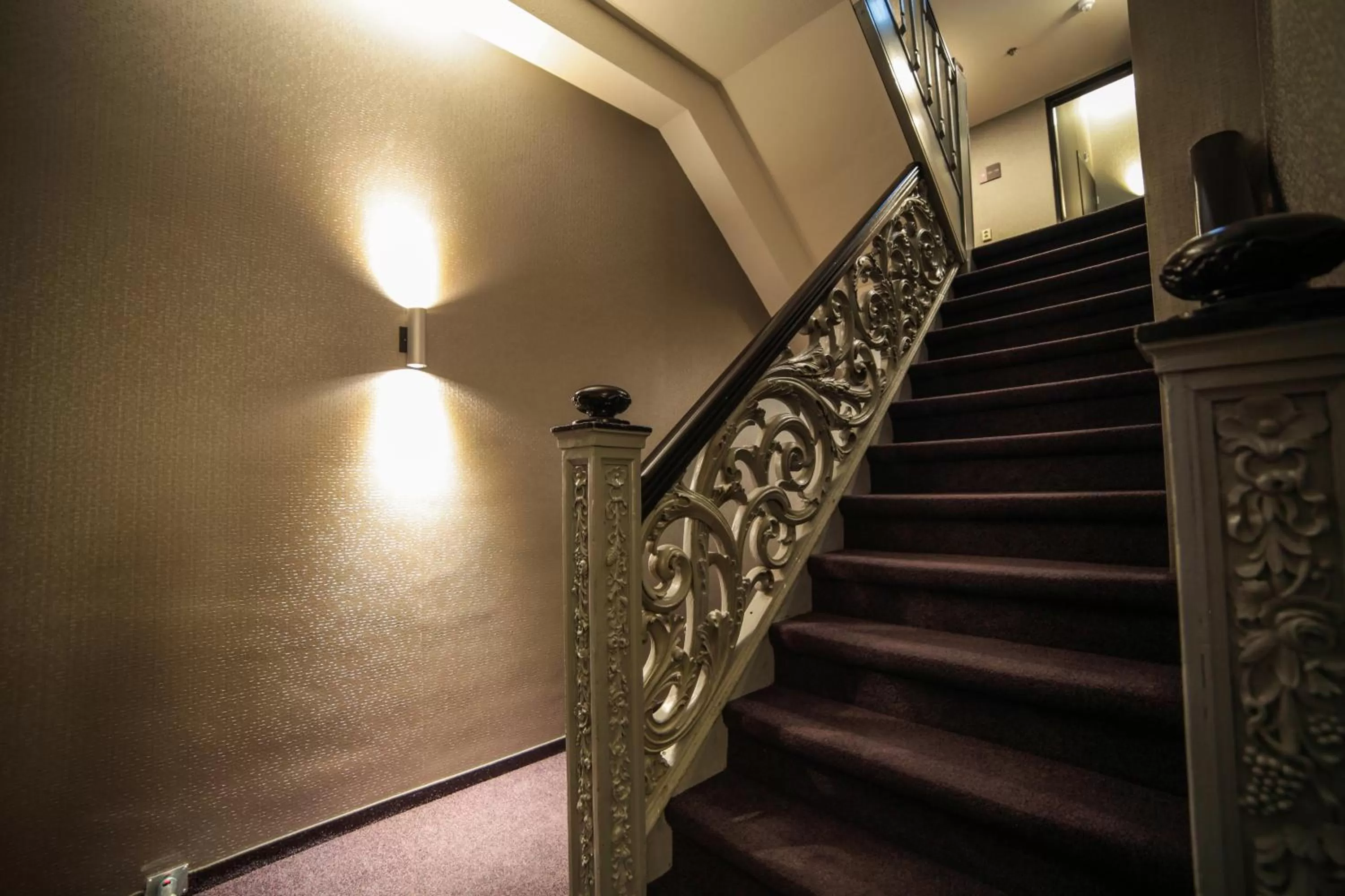 Decorative detail in Hotel Mansion