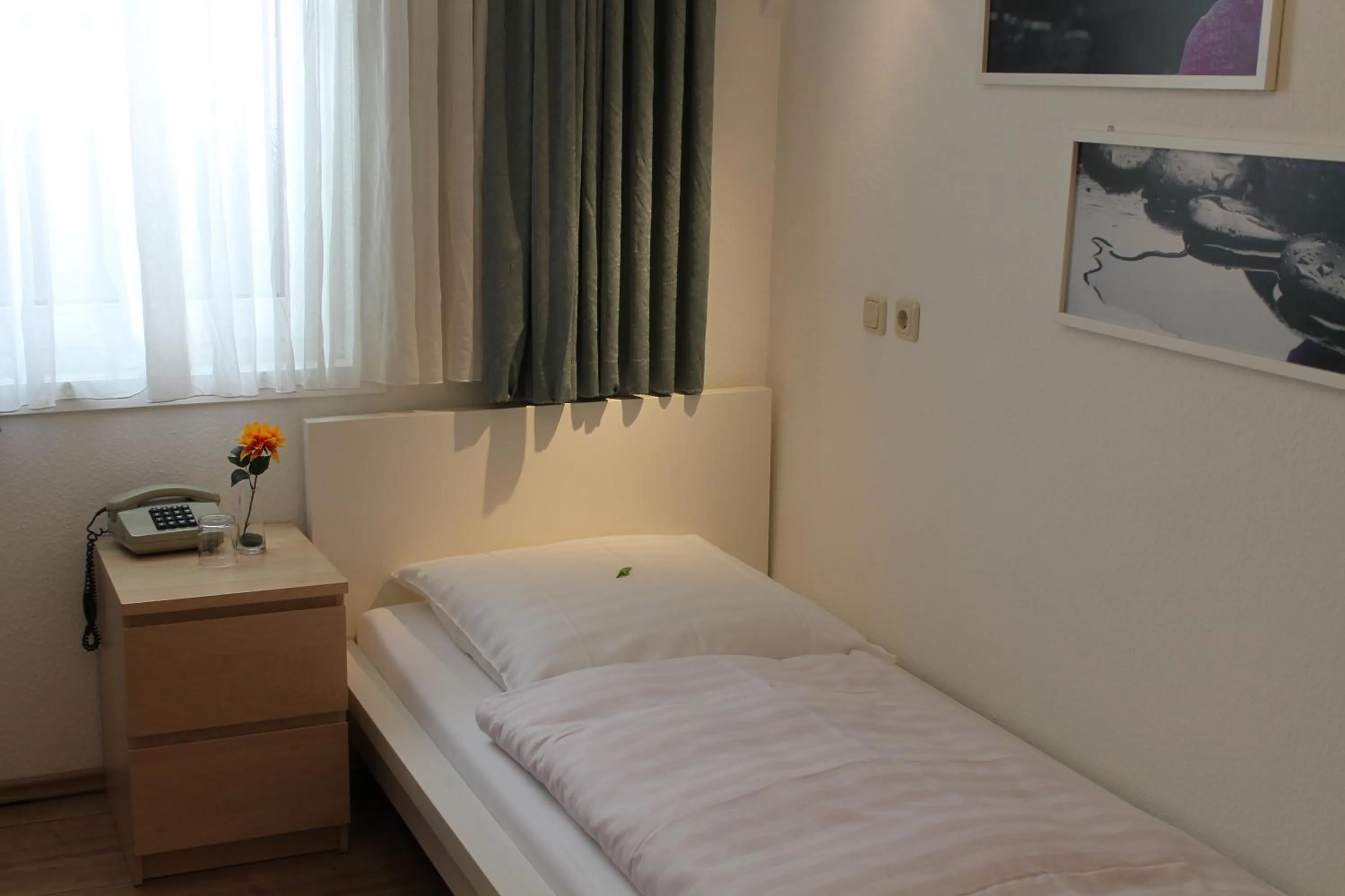 Bed in Hotel Weidenhof