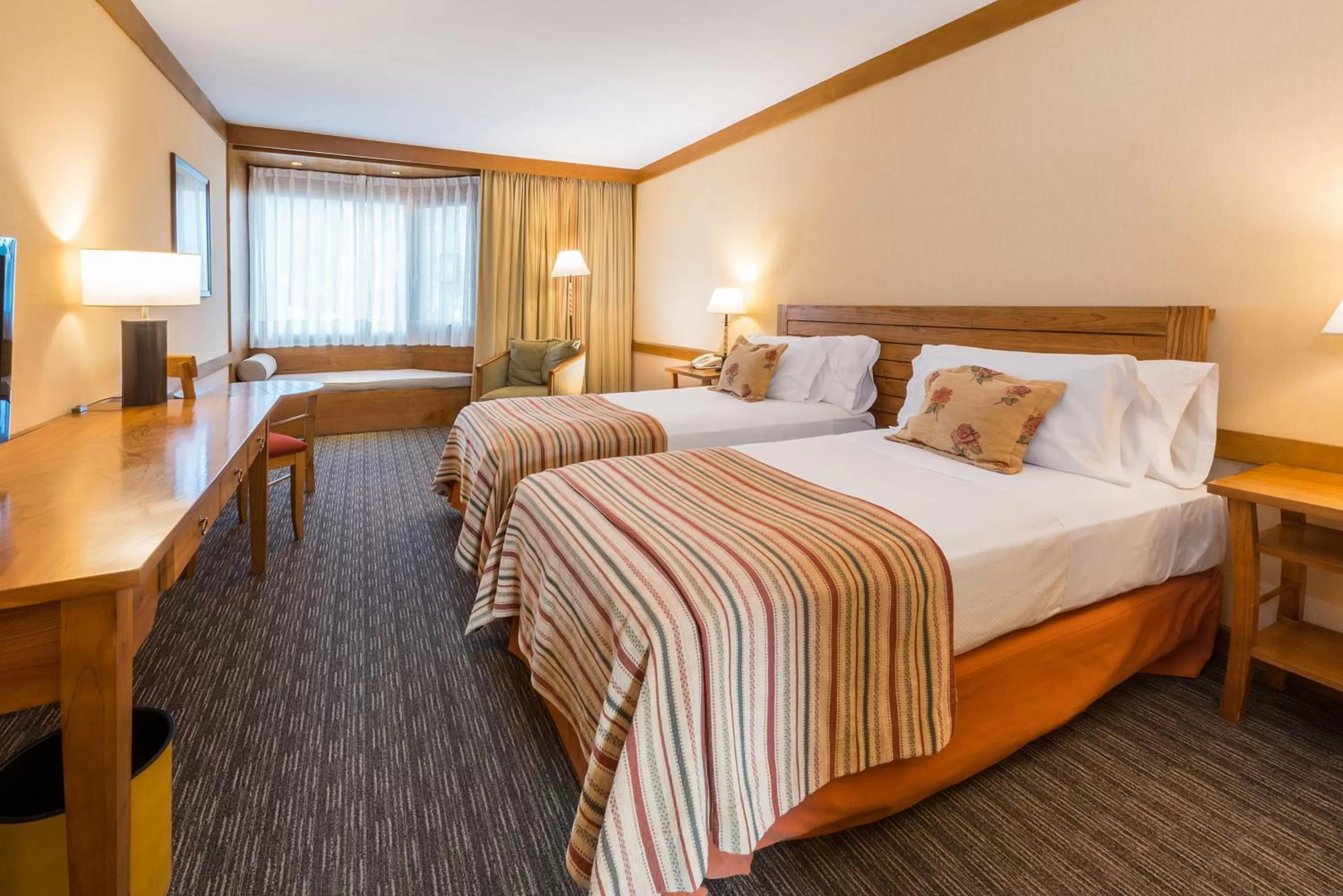 Photo of the whole room, Bed in Mirador del Lago Hotel