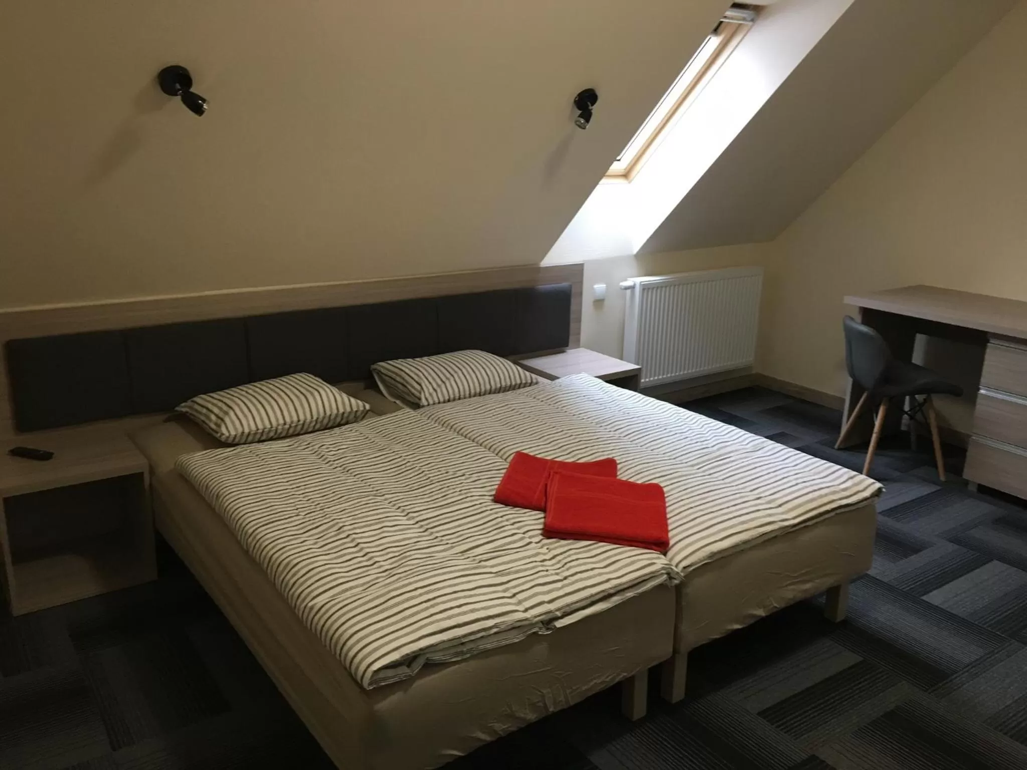 Bedroom, Bed in dask resort