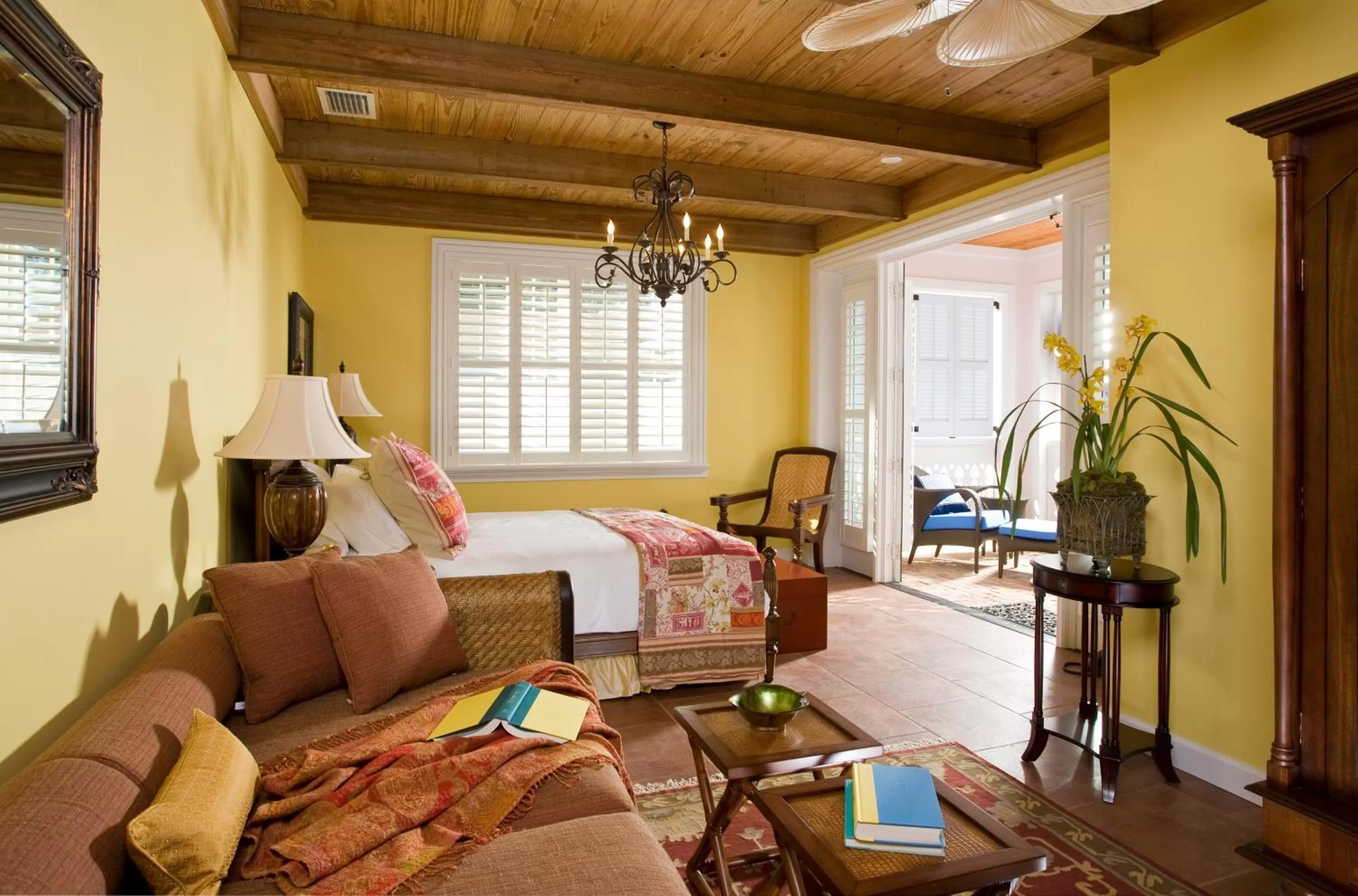 Bed in Port d'Hiver Bed and Breakfast