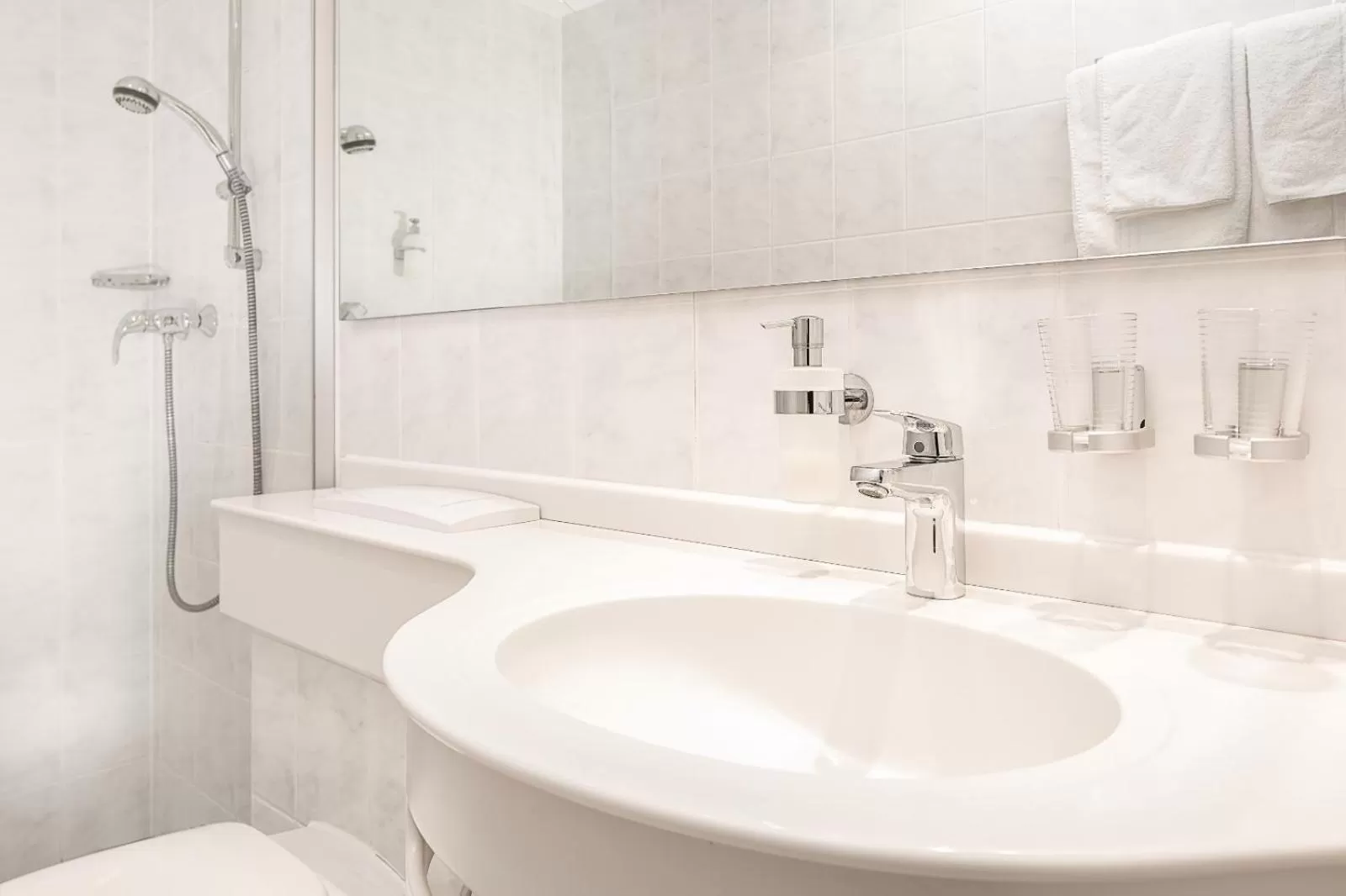 Bathroom in Hotel Oberwirt Wangen