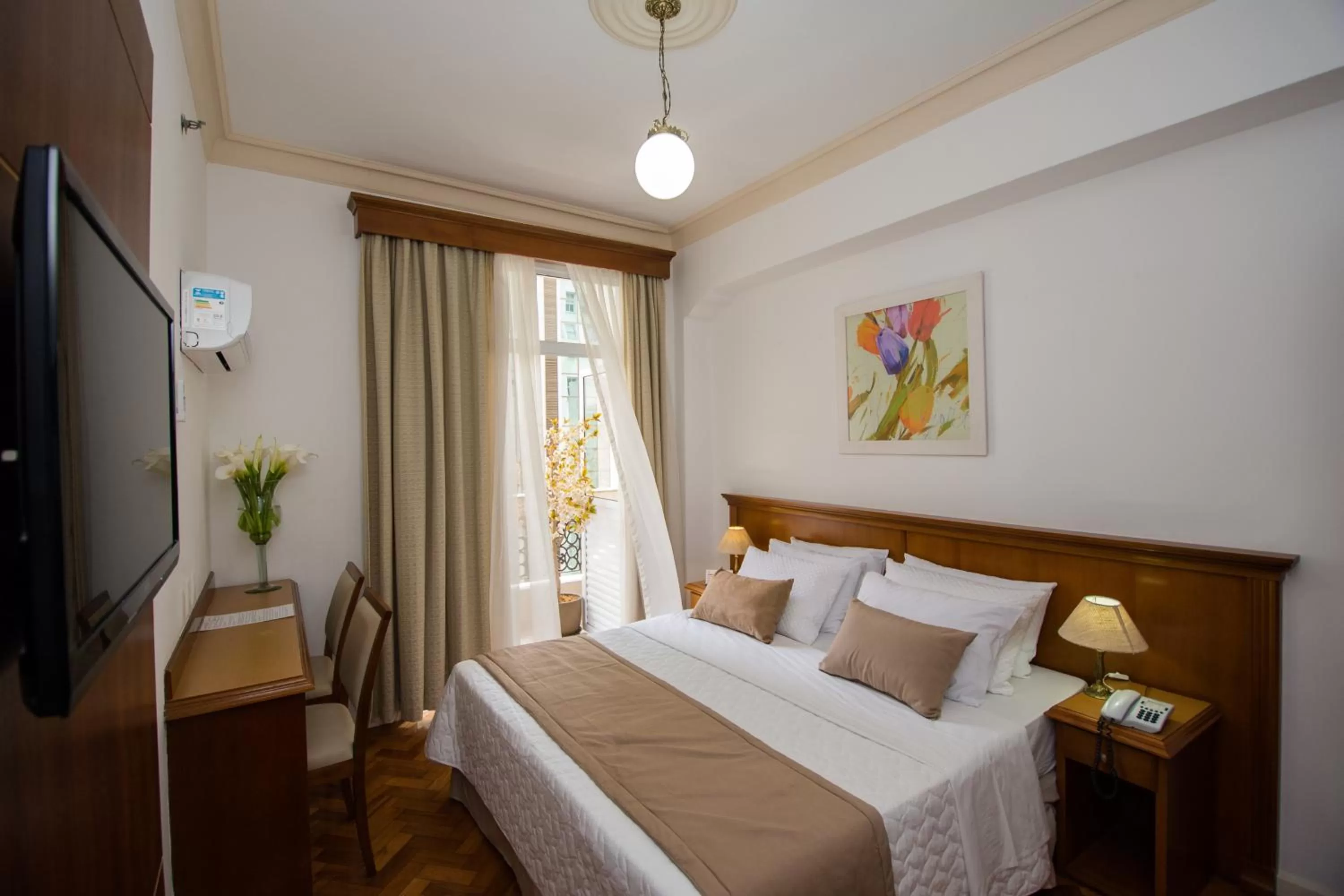 Bedroom, Bed in Hotel OK