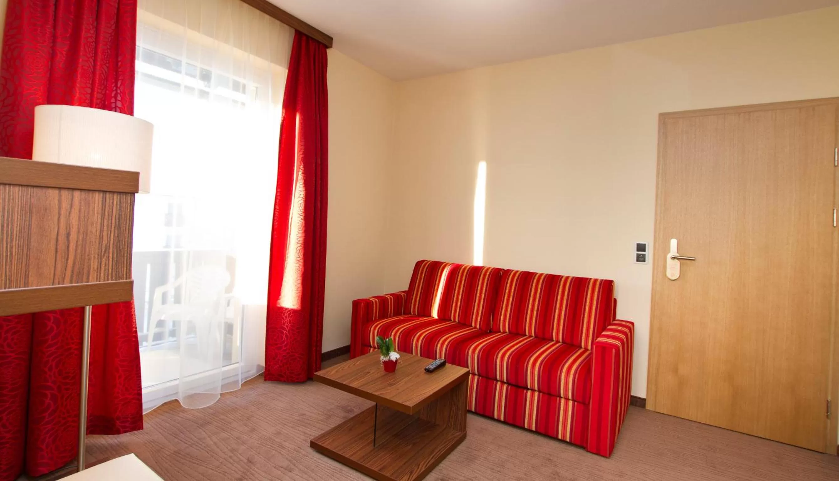 Living room, Seating Area in SCHÖNIS-Landhotel