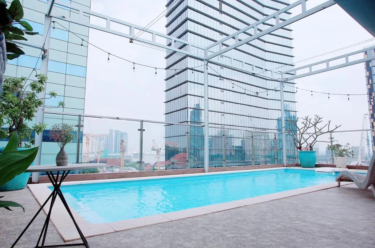 Swimming Pool in BLUE DIAMOND 8B Hotel