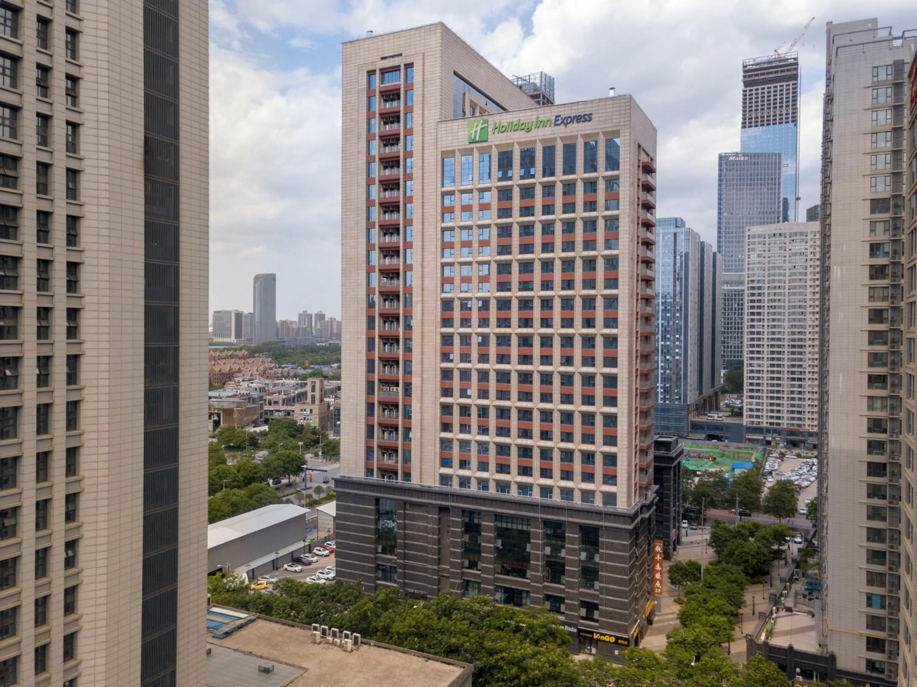 Property building in Holiday Inn Express Xi'an High-Tech Zone by IHG