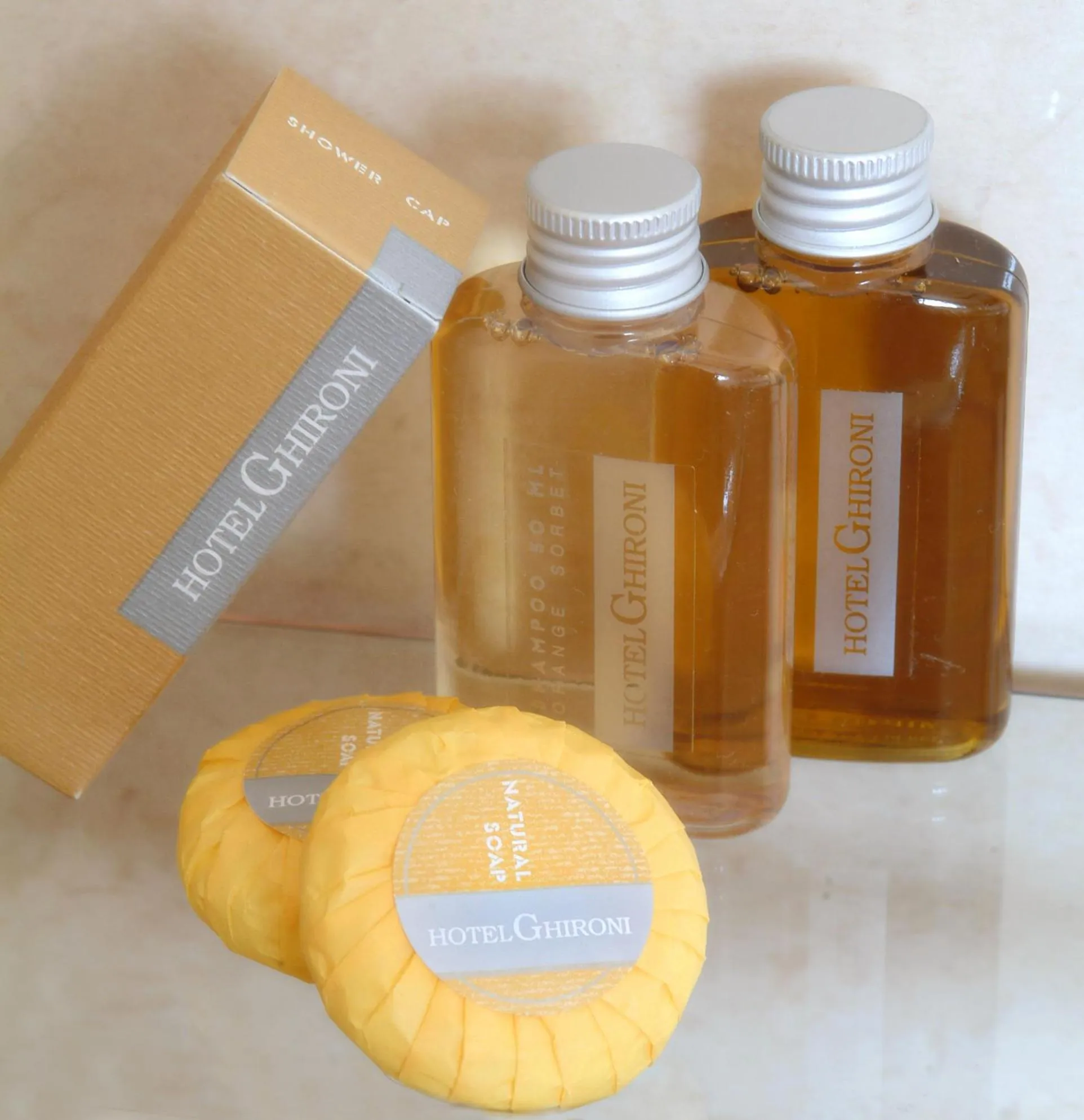 Shower in Hotel Ghironi