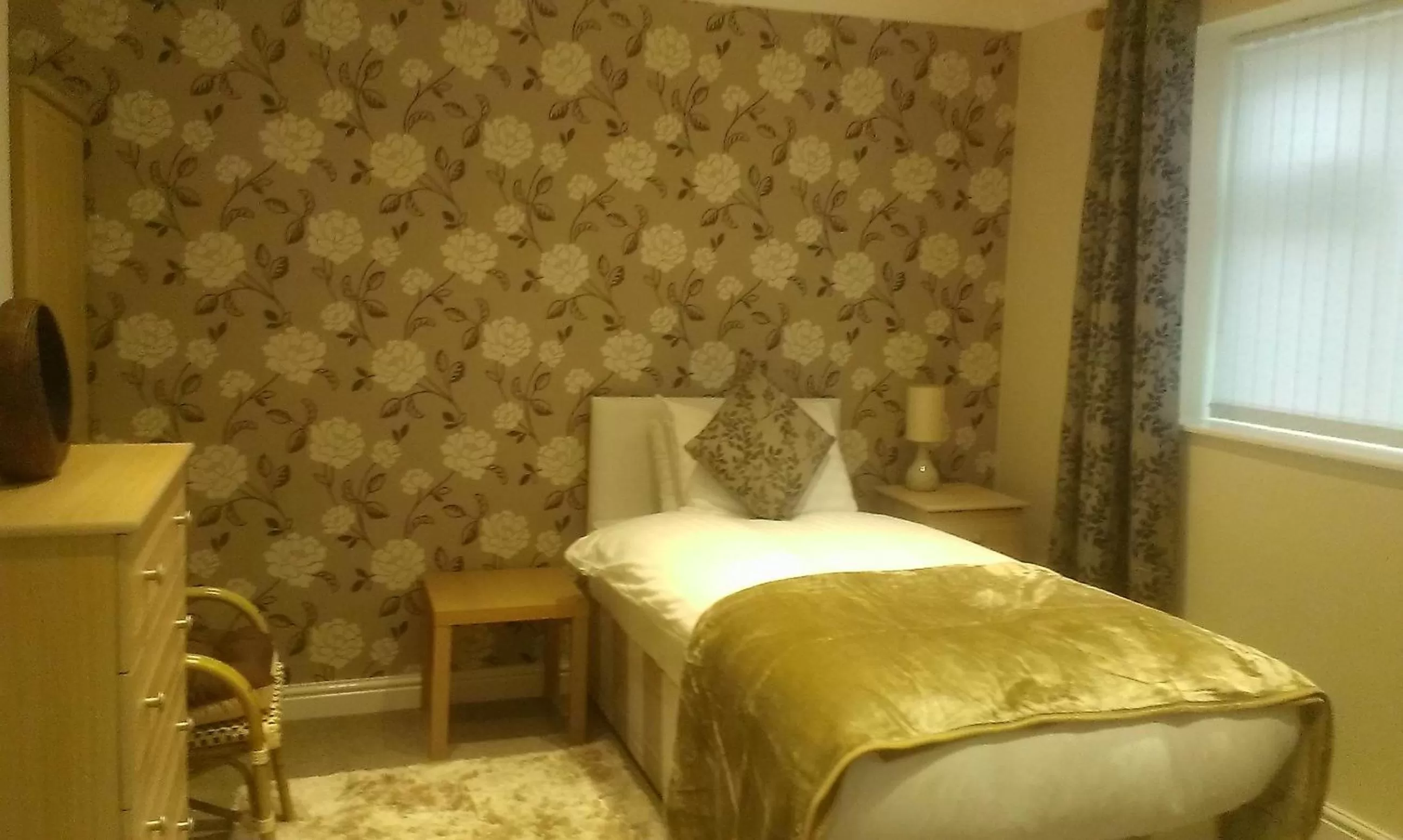 Bedroom, Bed in Winchmore Hotel