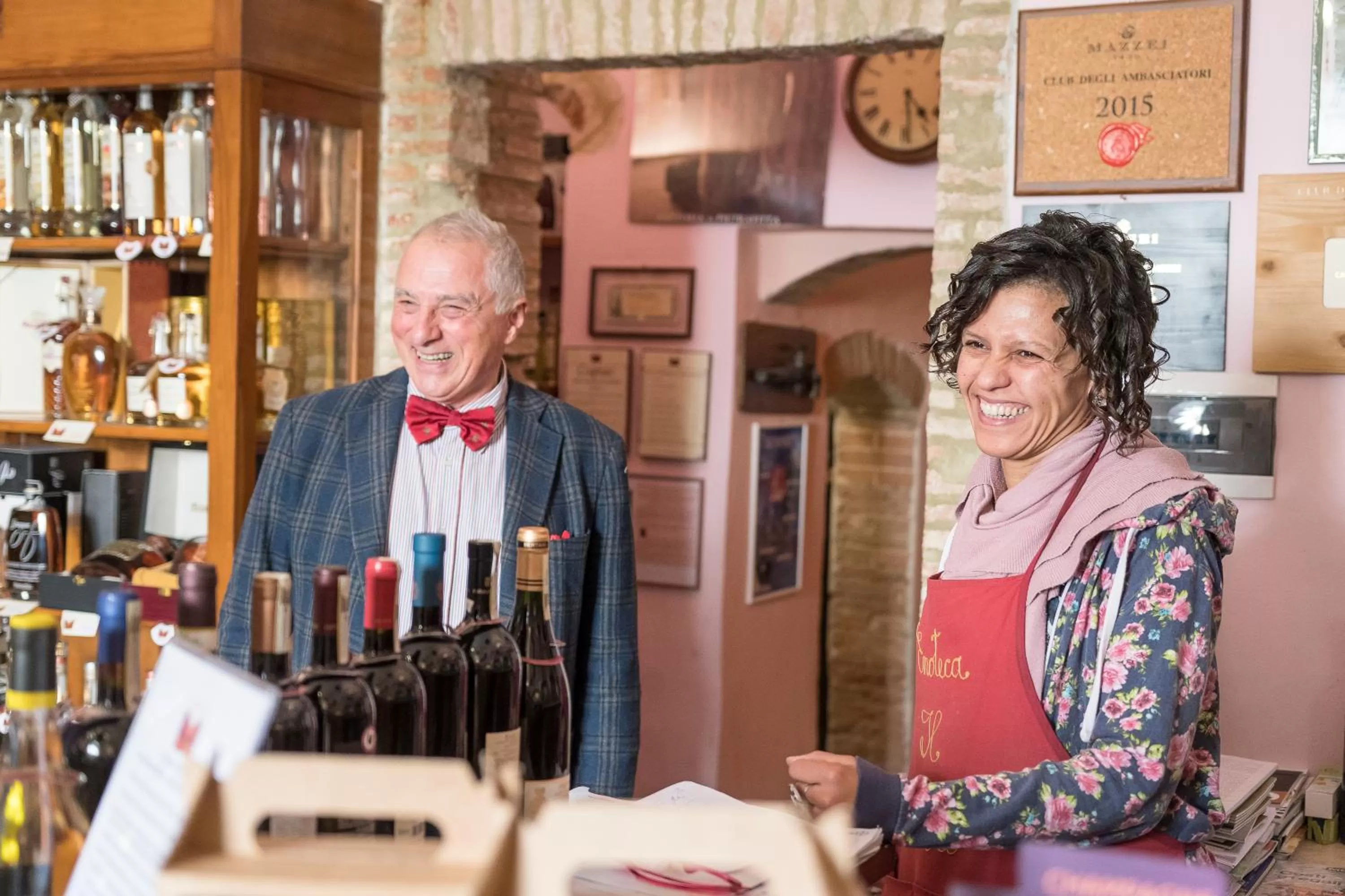 On-site shops in Palazzo Pacini