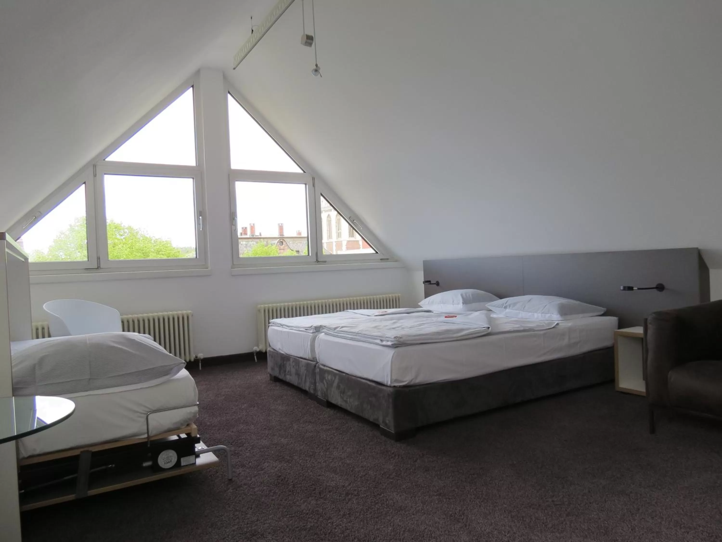 Bed in Comfor Hotel Ulm City