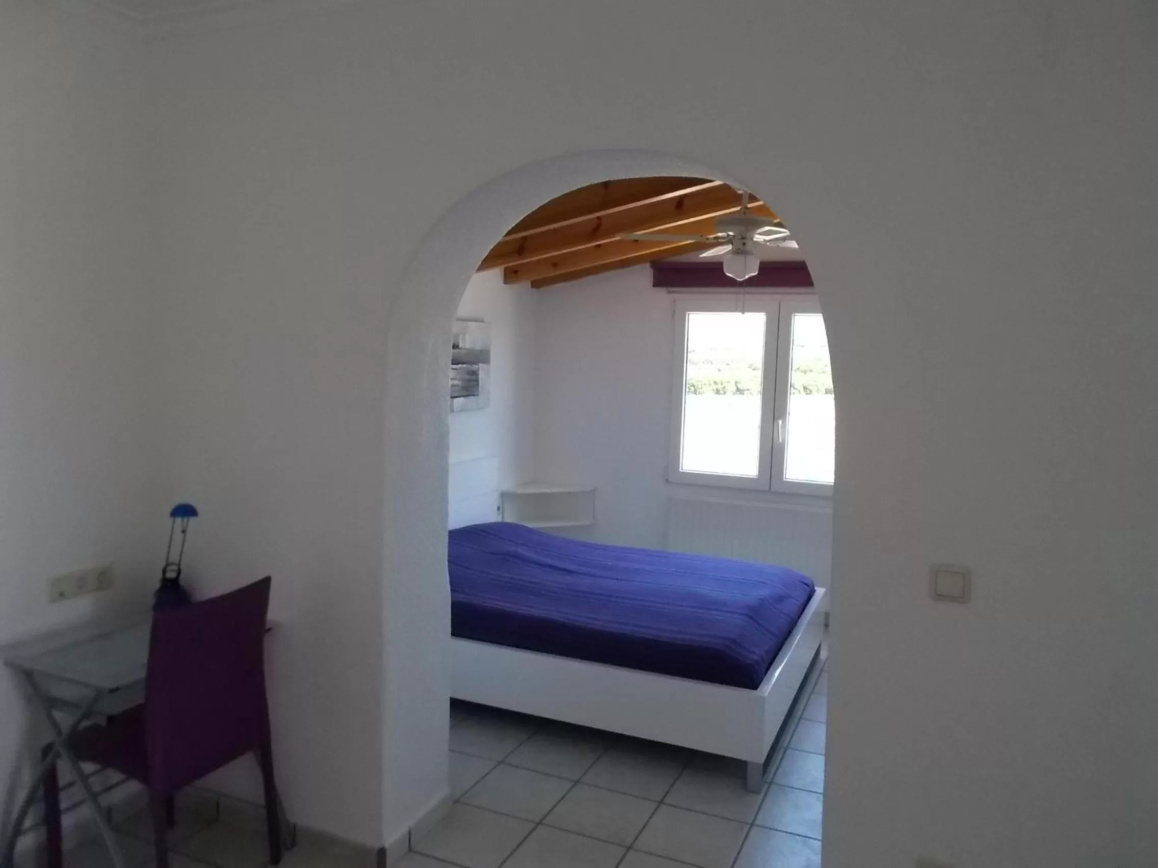 Photo of the whole room, Bed in Pensión Los Caballos