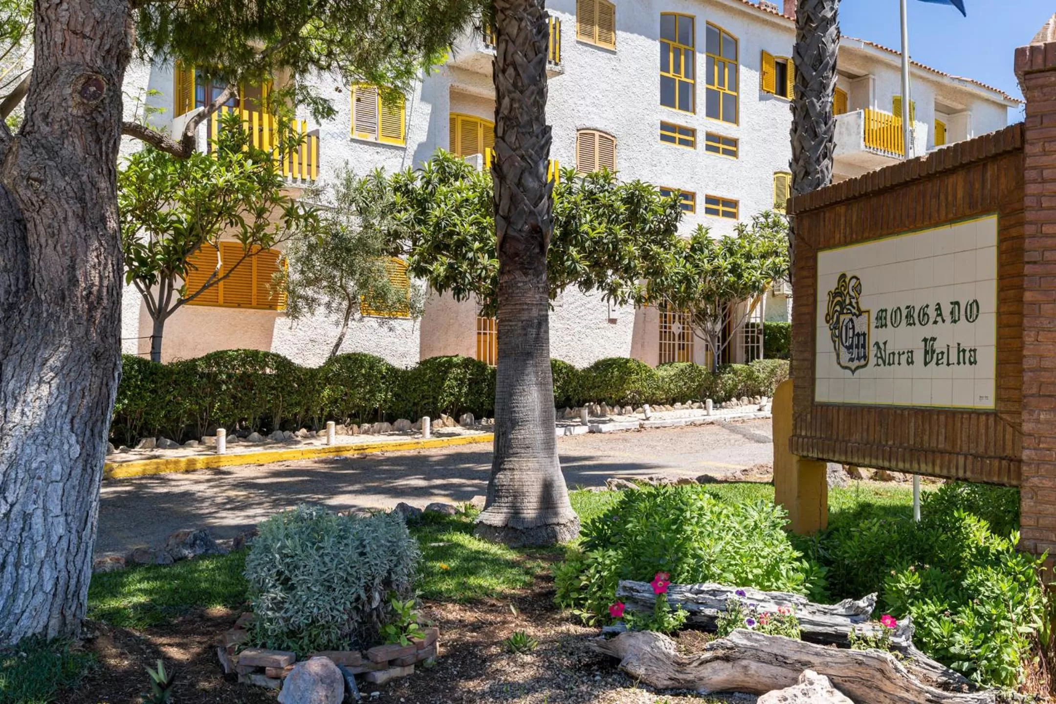 Garden in Quinta do Morgado - Apartamentos Turisticos Monte Da Eira