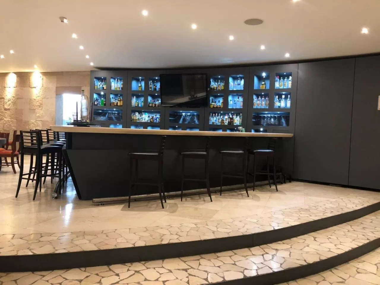 Lounge or bar in We Hotel Aeropuerto