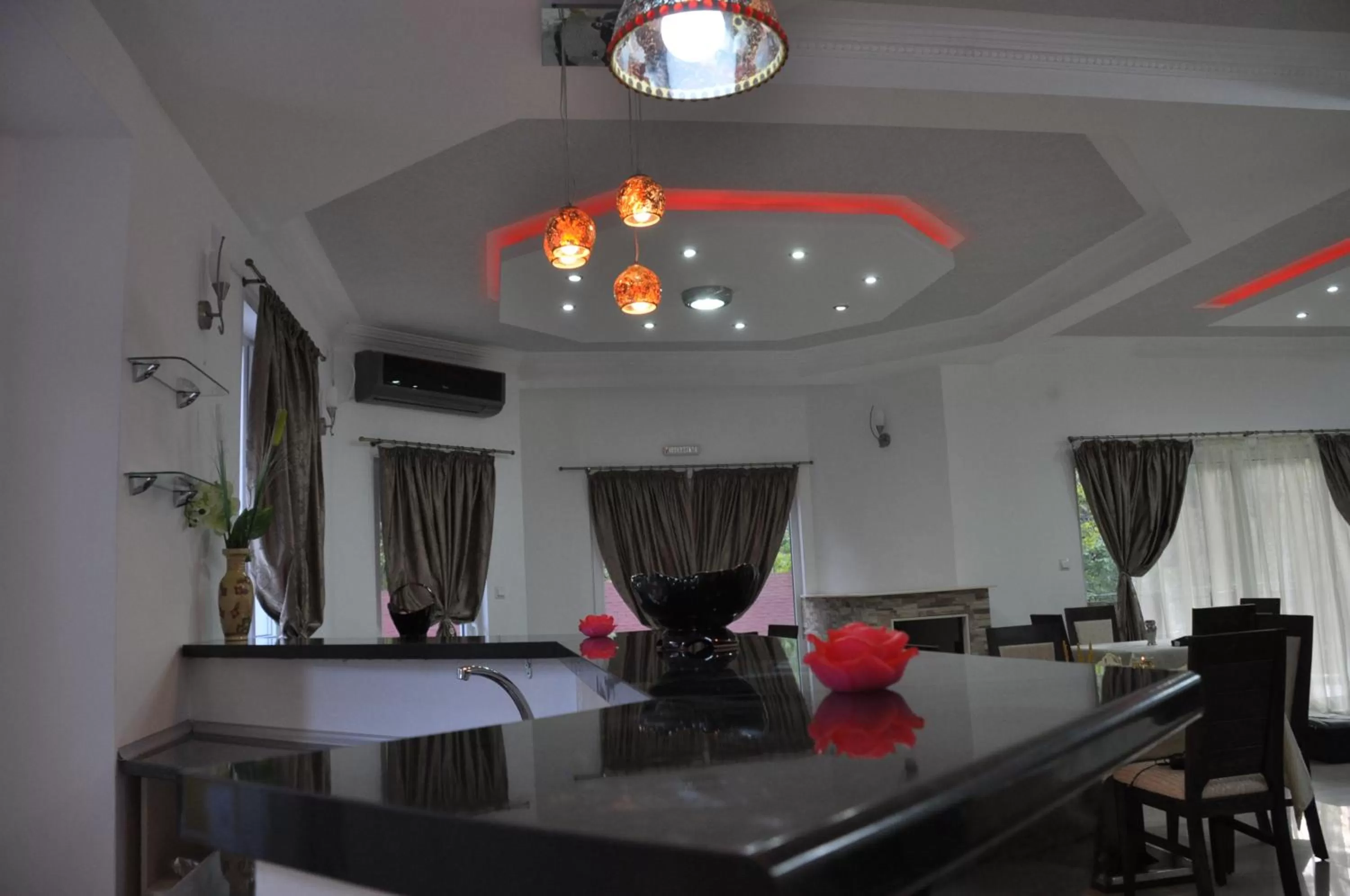 Dining area in Villa Bella Boutique Hotel