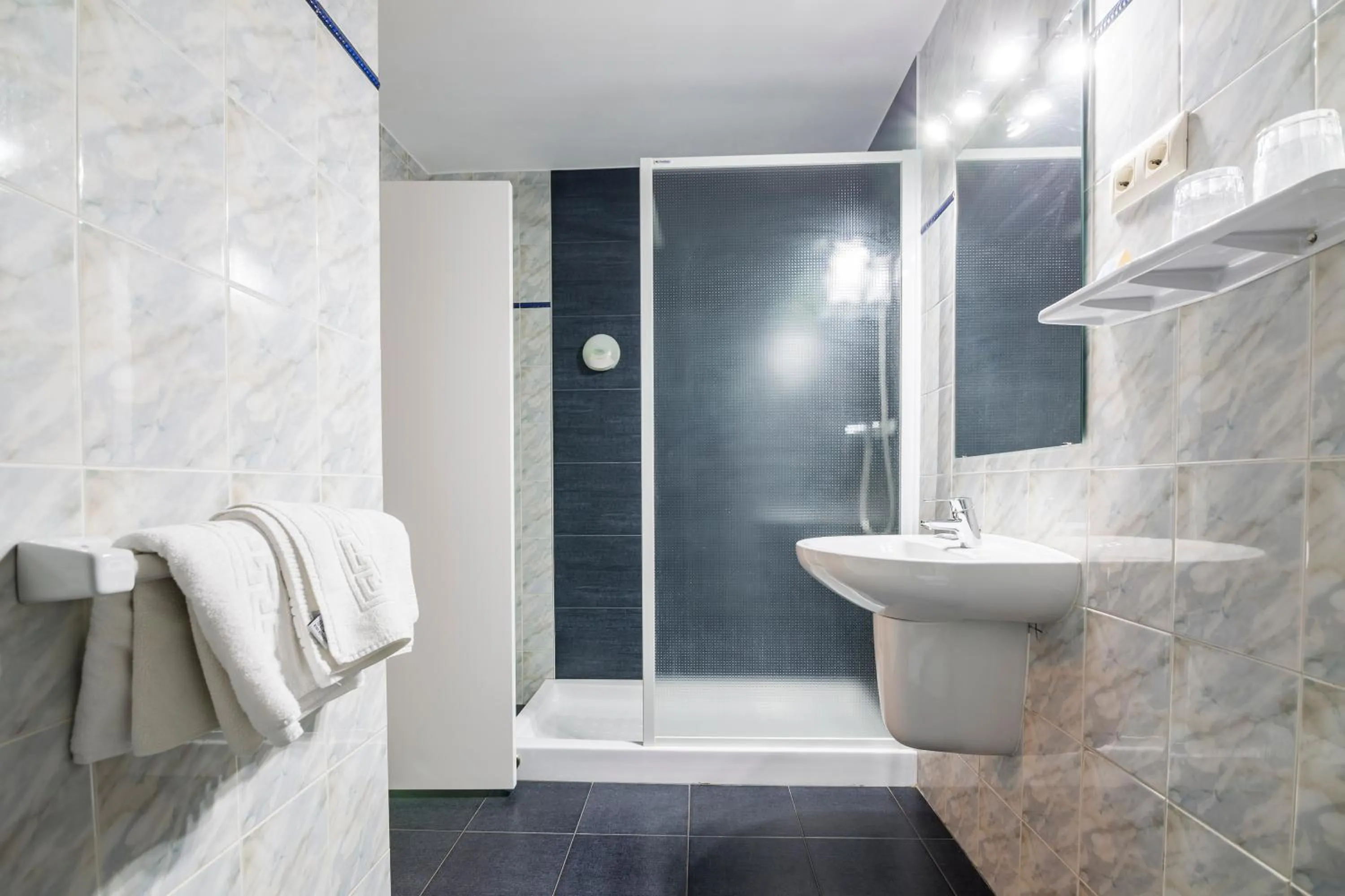 Bathroom in Hotel Blason Junior