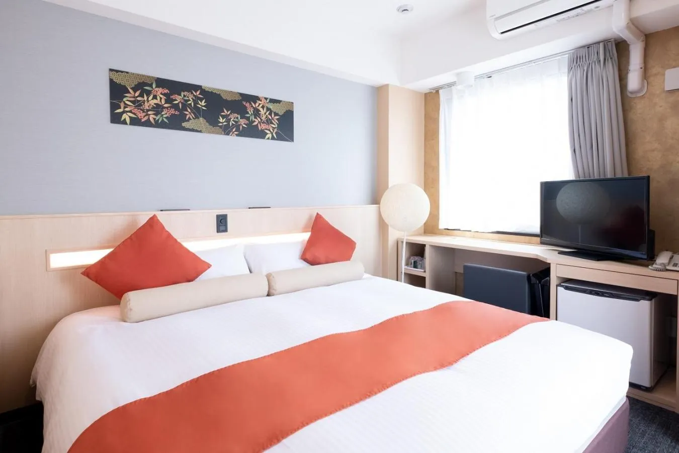 Standard Double Room in Shinsaibashi-Higashi Crystal Hotel